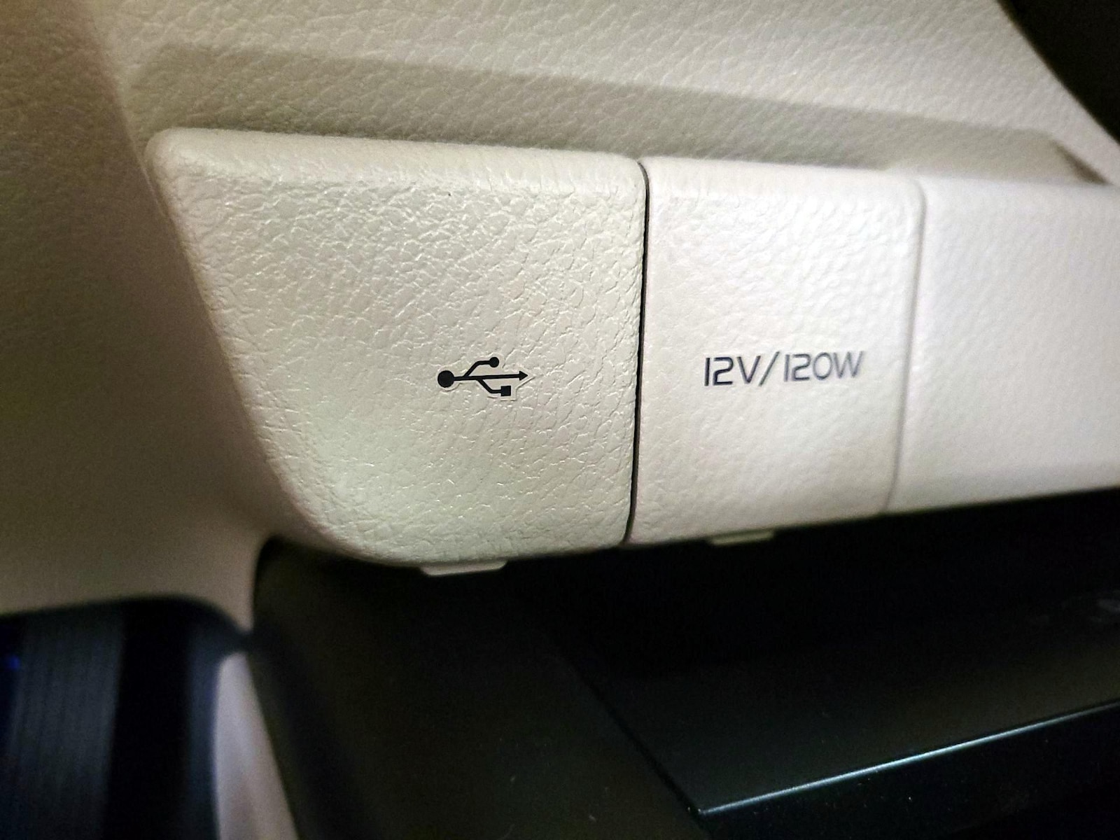 2024 Toyota Camry XLE - Photo 20