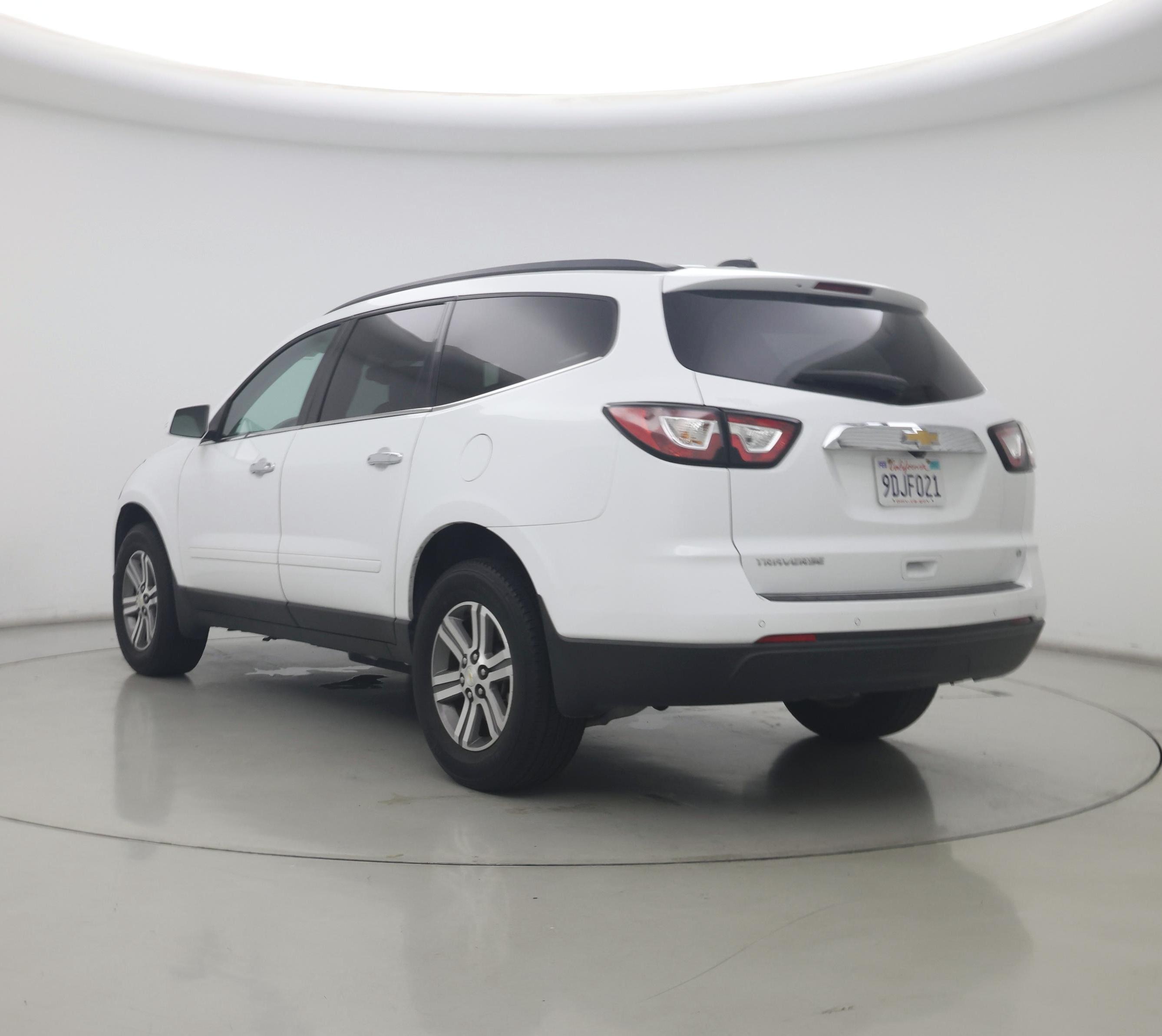 Thumbnail: 2017 Chevrolet Traverse - 2