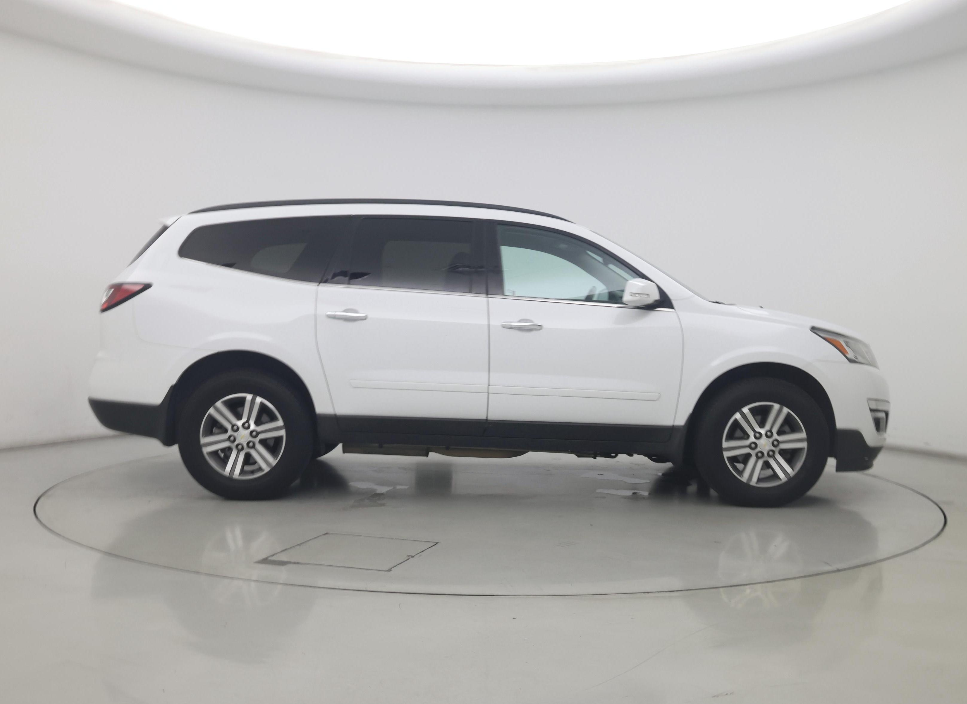 Thumbnail: 2017 Chevrolet Traverse - 7