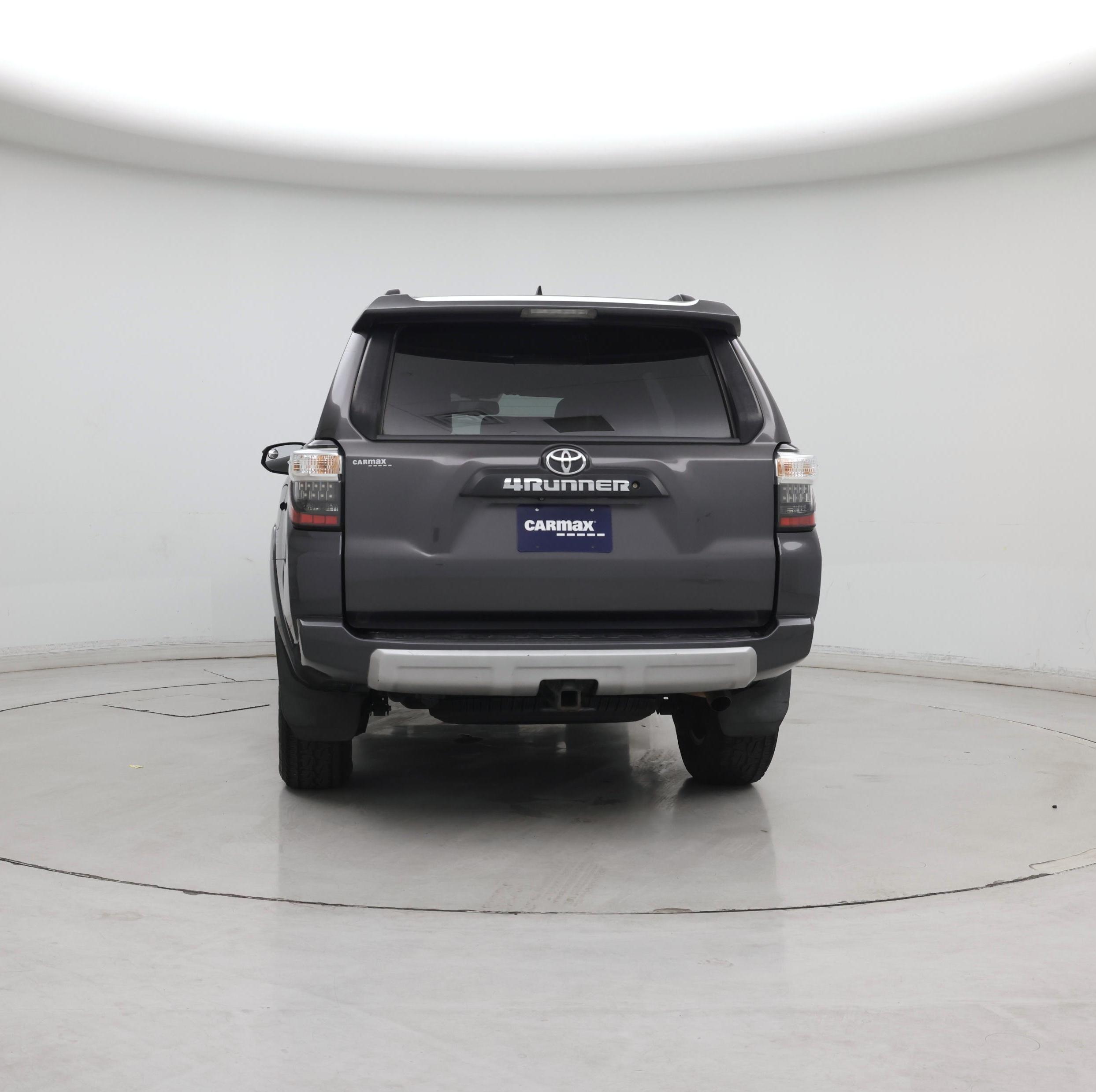 Thumbnail: 2015 Toyota 4Runner - 6