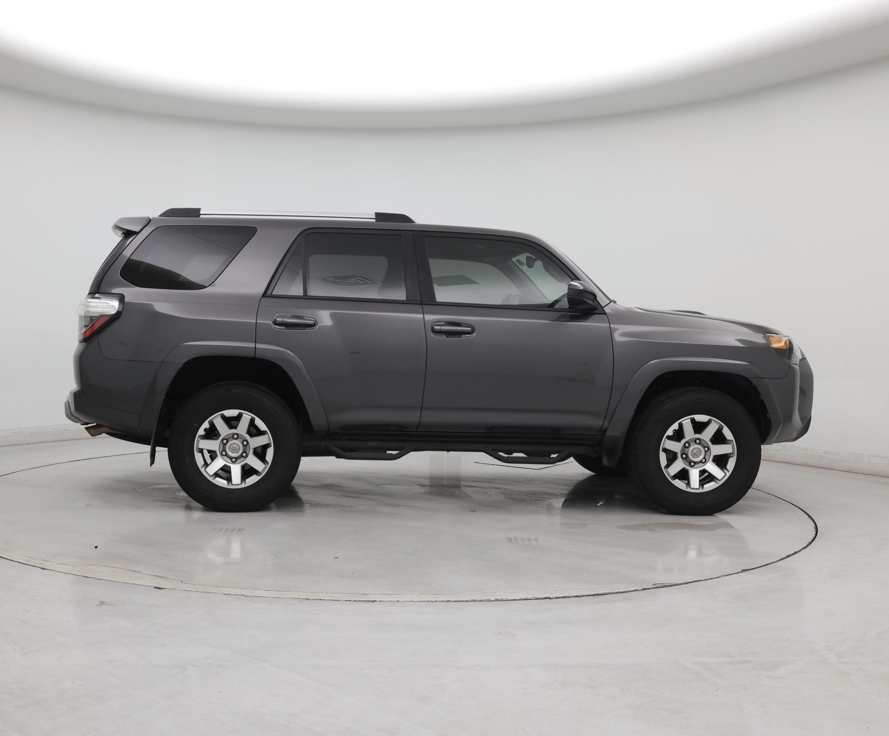 Thumbnail: 2015 Toyota 4Runner - 7