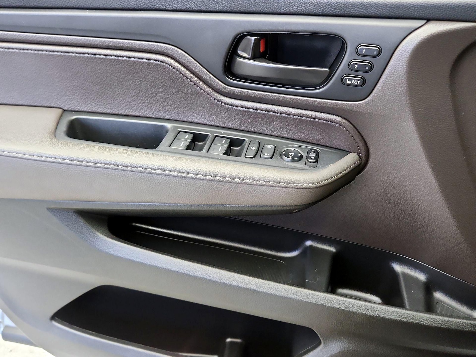 2022 Honda Odyssey EX-L - Photo 13