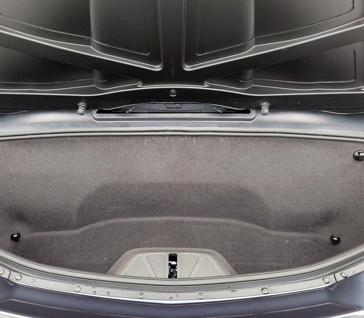 Trunk/Cargo (Seats Up)