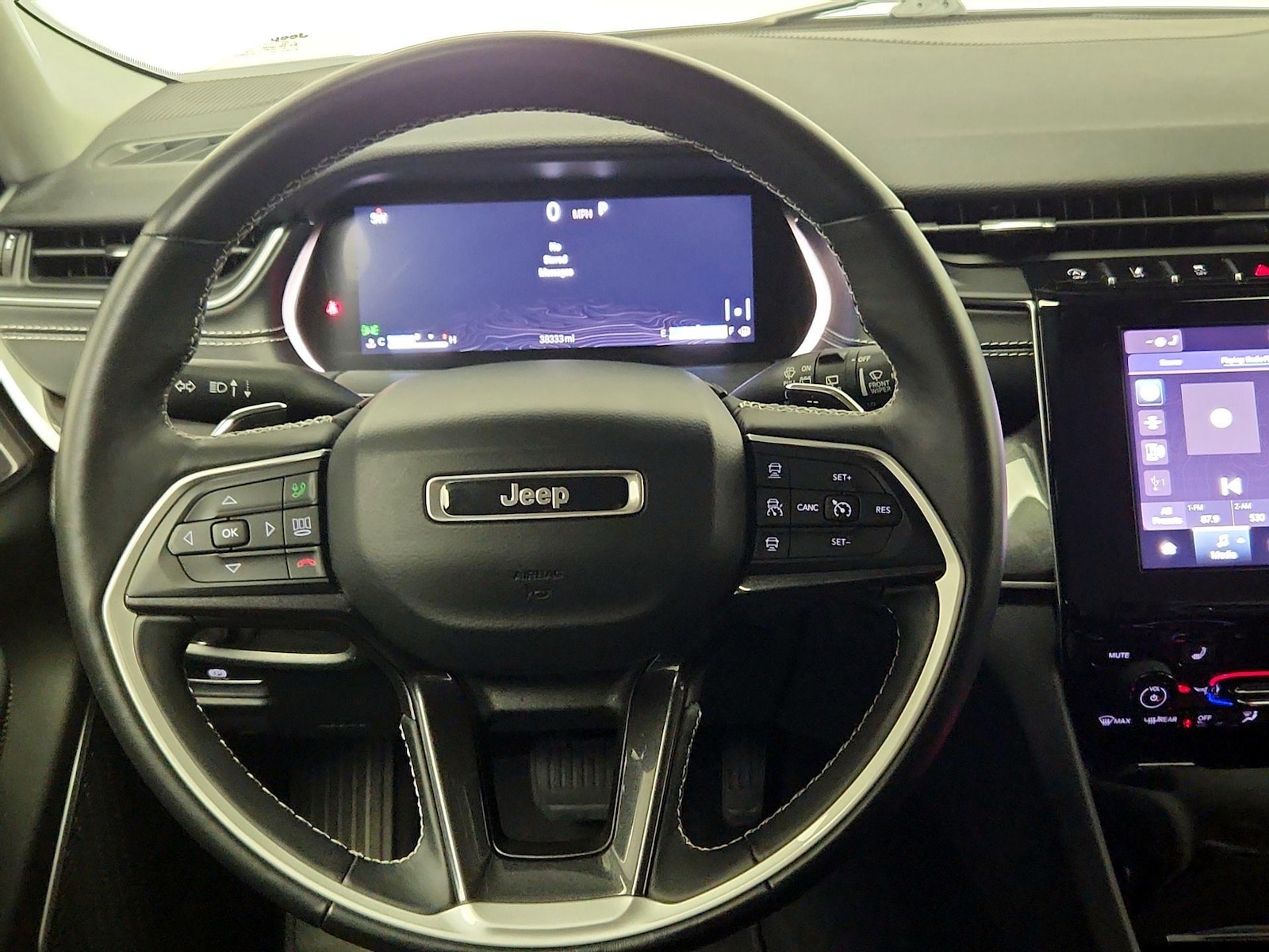 2021 Jeep Grand Cherokee L Laredo - Photo 11