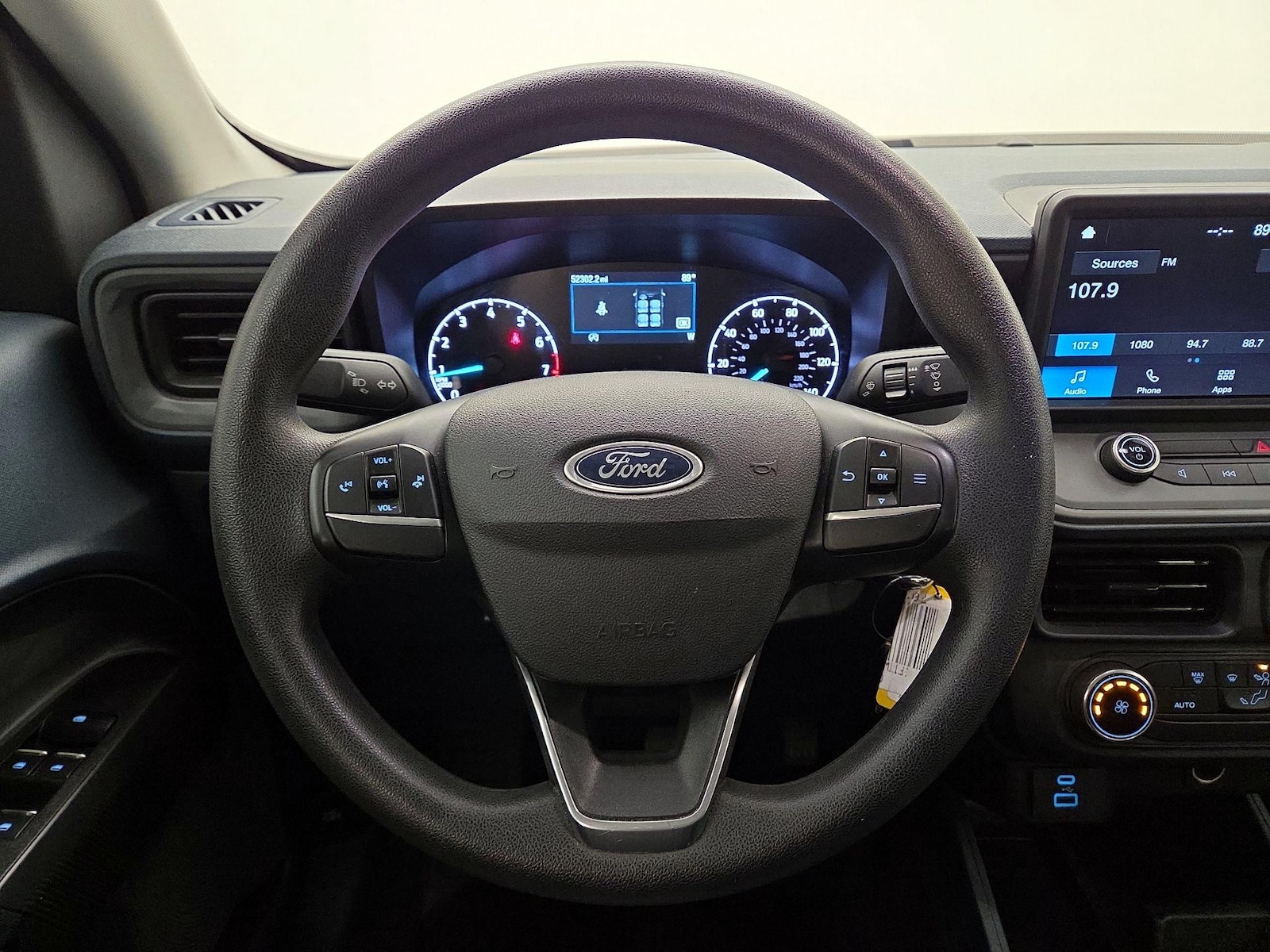 2022 Ford Maverick XL - Photo 11