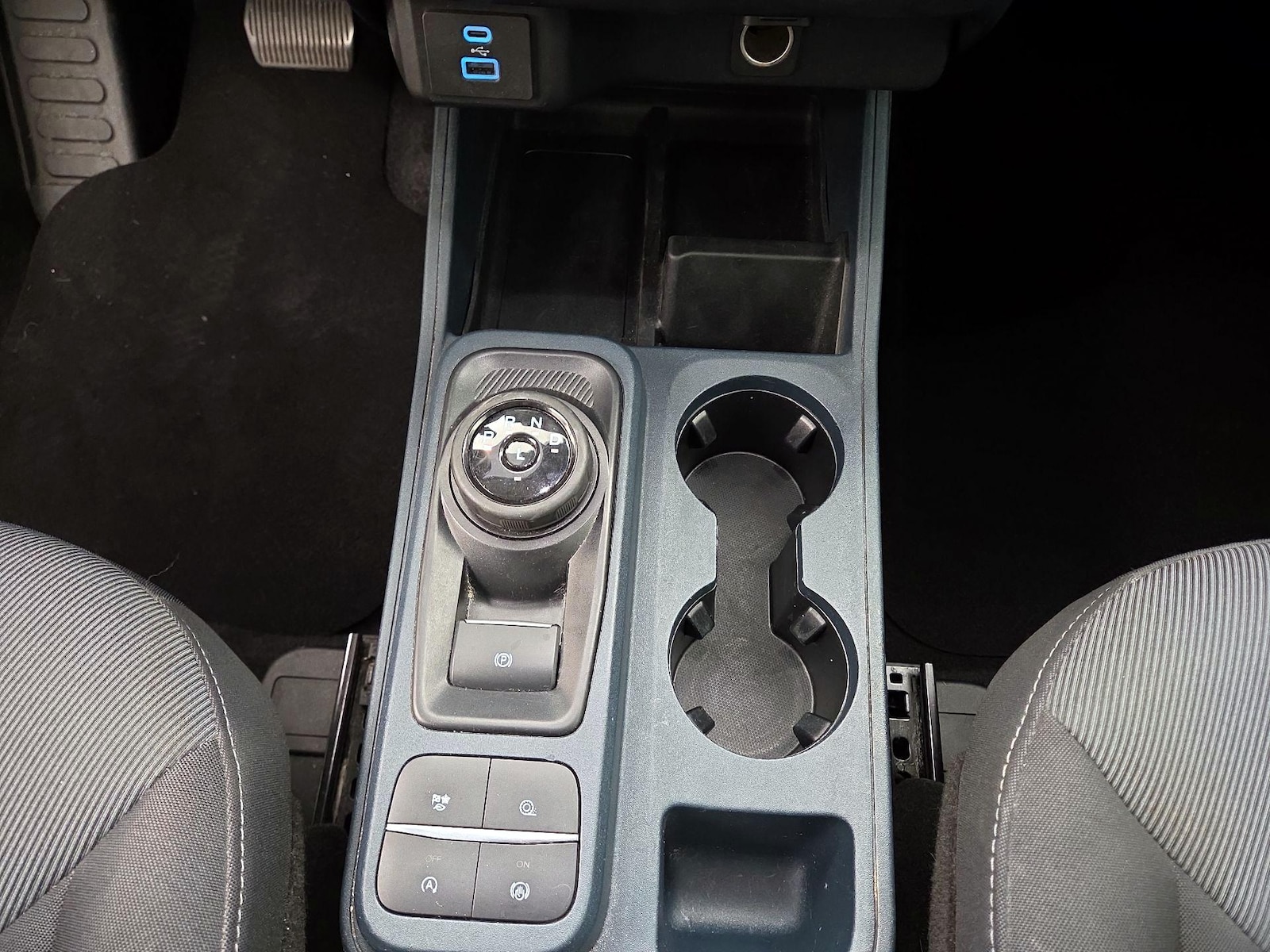 2022 Ford Maverick XL - Photo 18