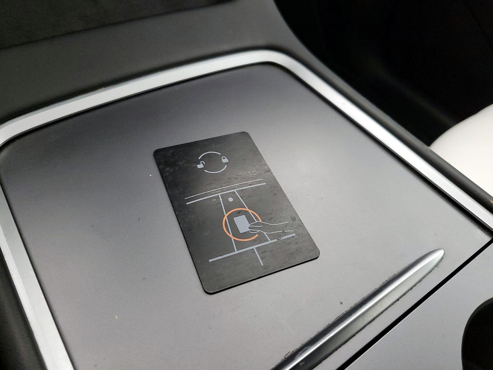 2023 Tesla Model Y Long Range - Photo 22