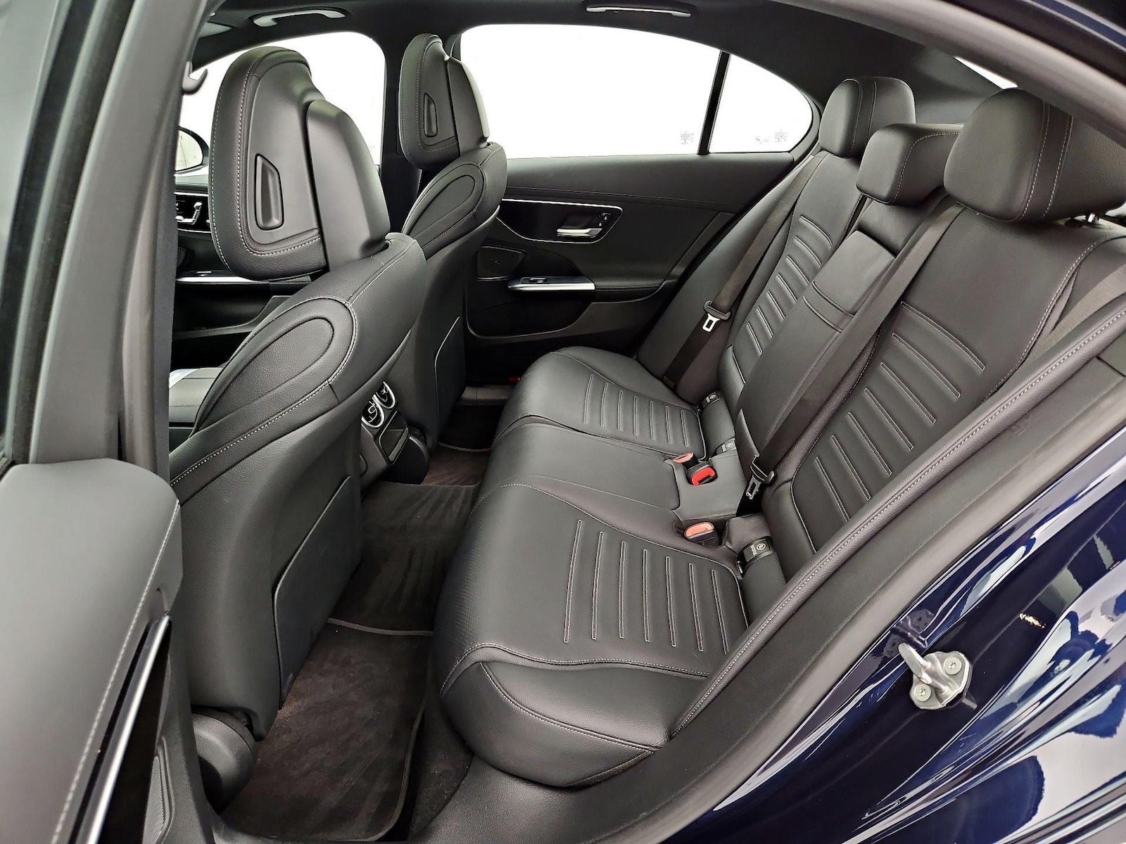 2023 Mercedes-Benz C-Class Sedan C 300 - Photo 22