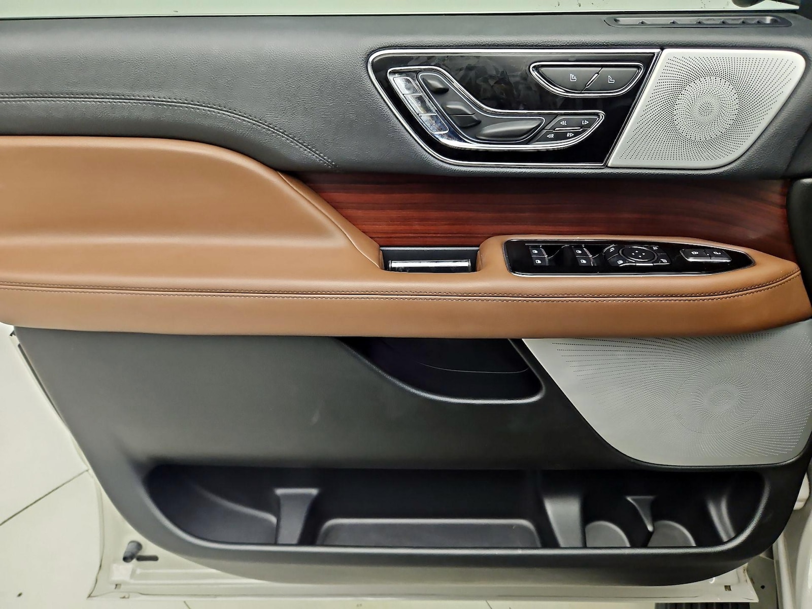 2023 Lincoln Navigator Reserve L - Photo 13