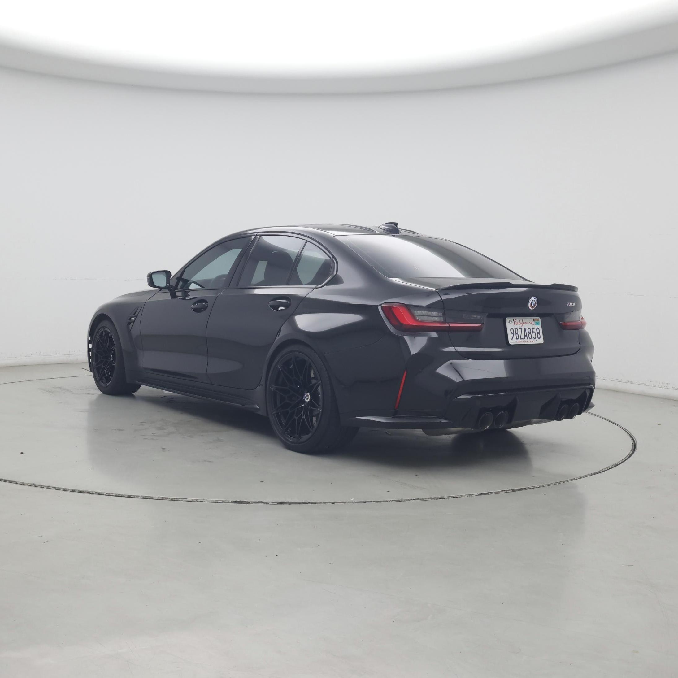 Thumbnail: 2022 BMW M3 - 2