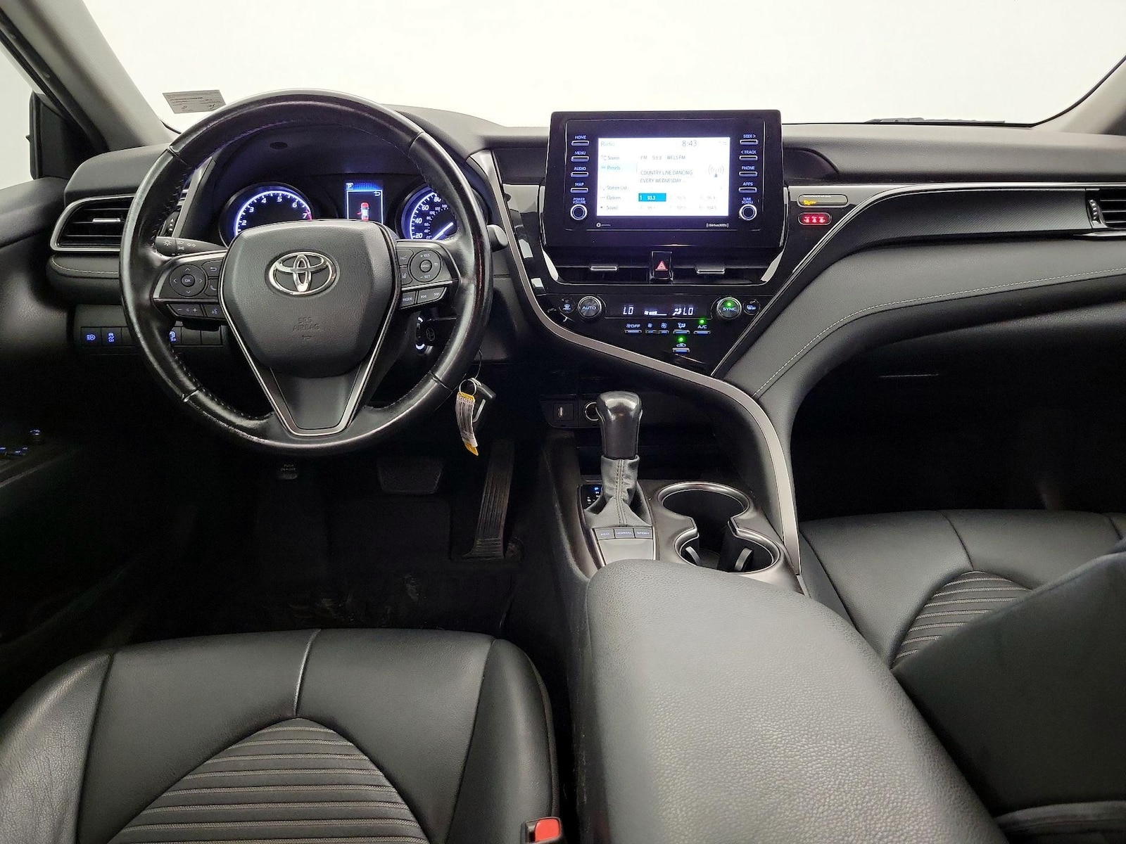 2022 Toyota Camry SE Nightshade - Photo 10