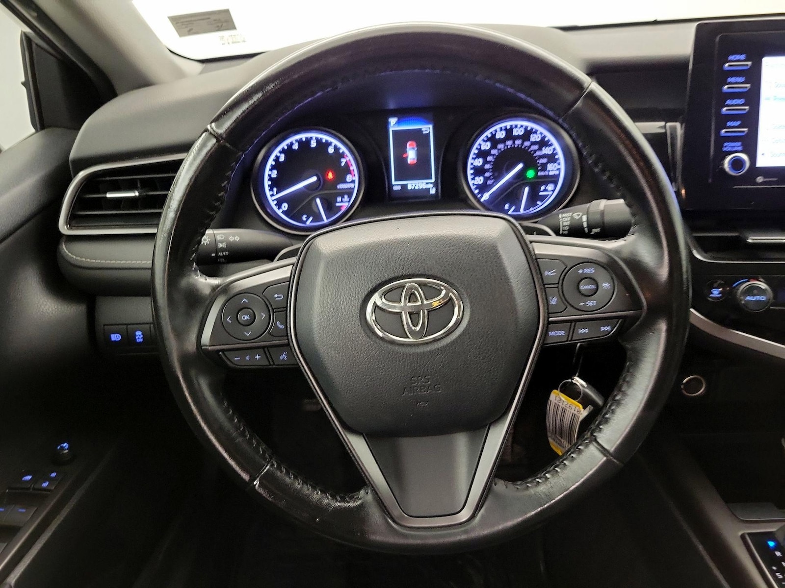 2022 Toyota Camry SE Nightshade - Photo 11