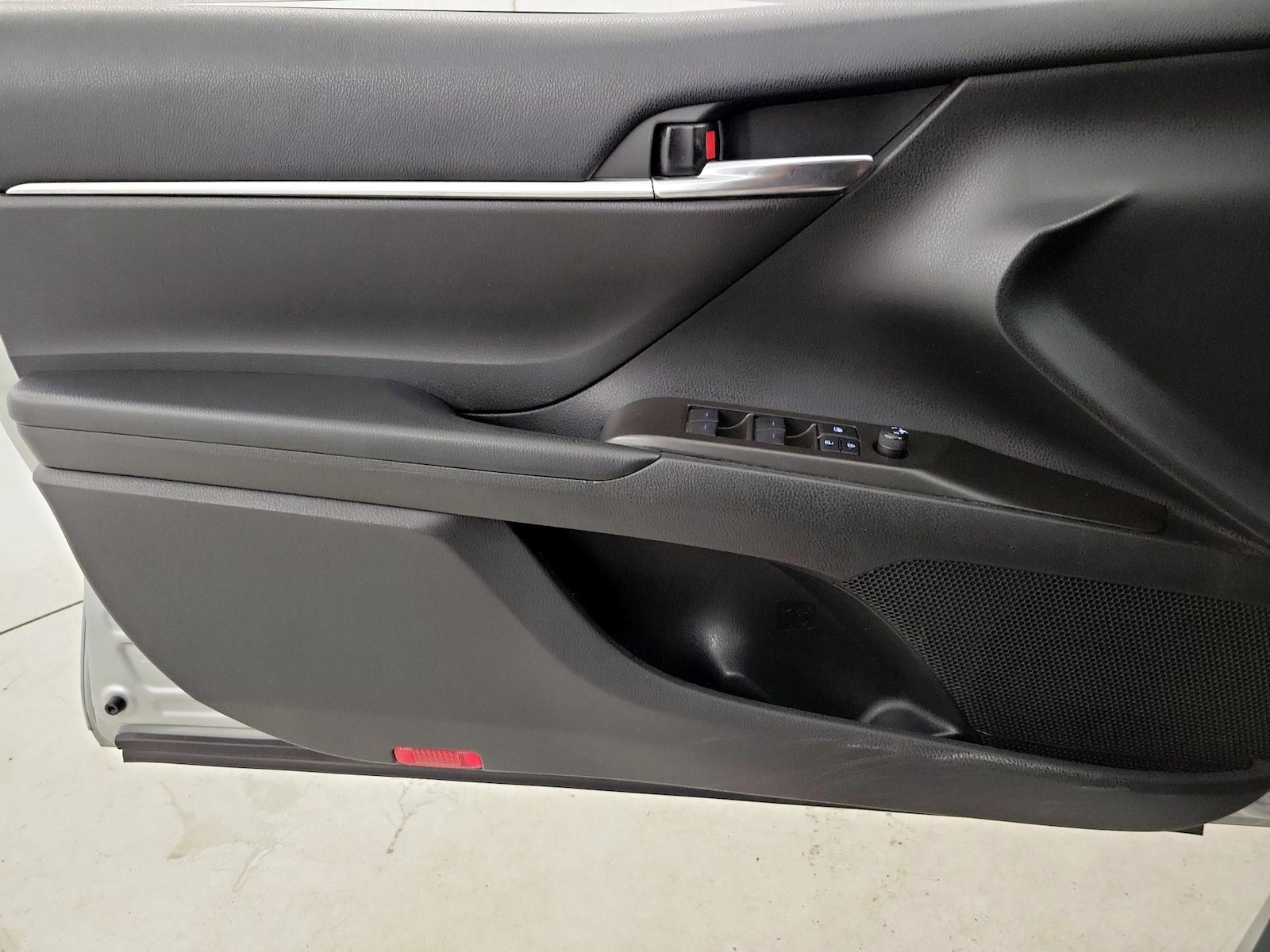 2022 Toyota Camry SE Nightshade - Photo 13