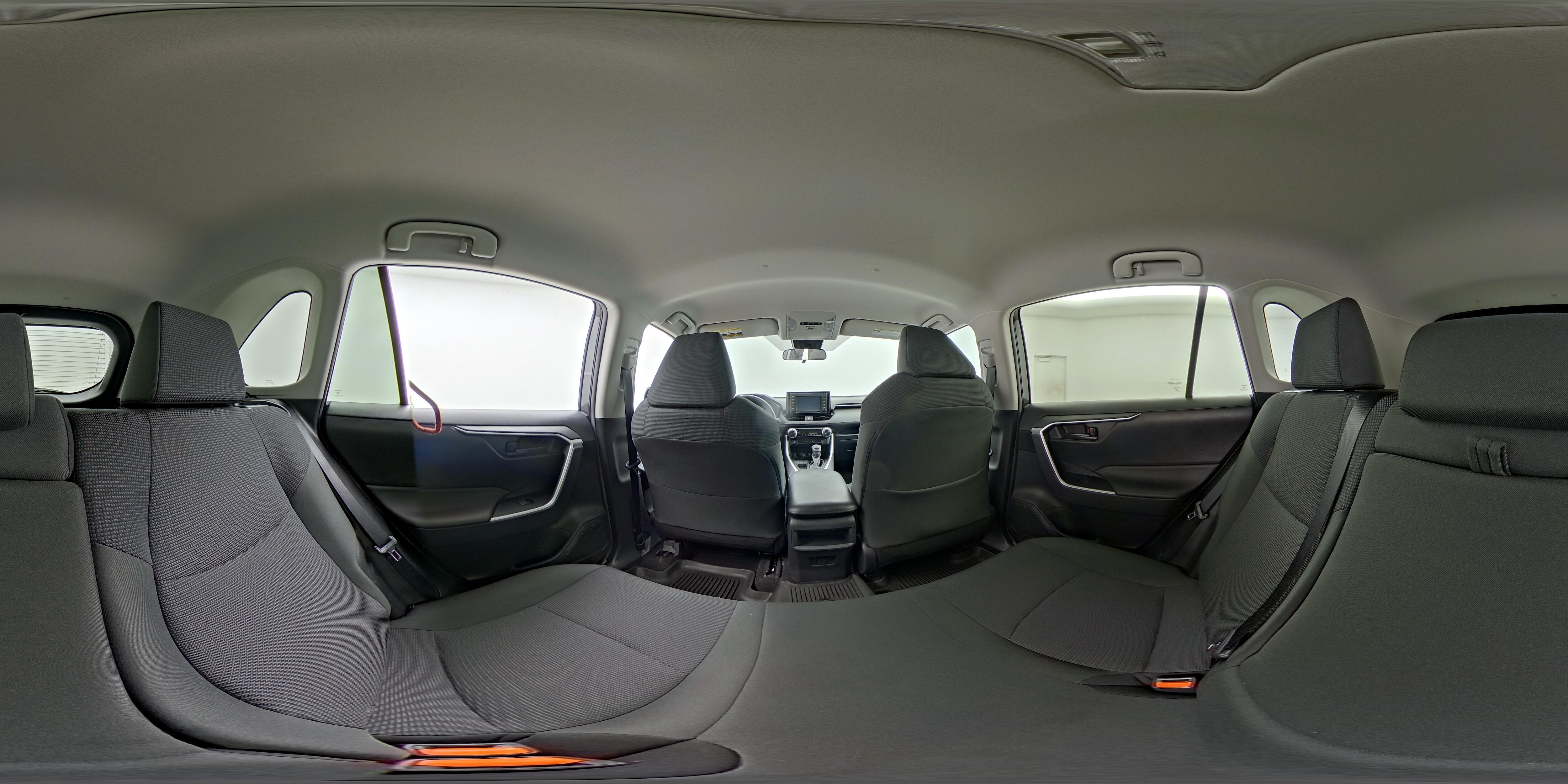 2020 Toyota RAV4 LE - Photo 25