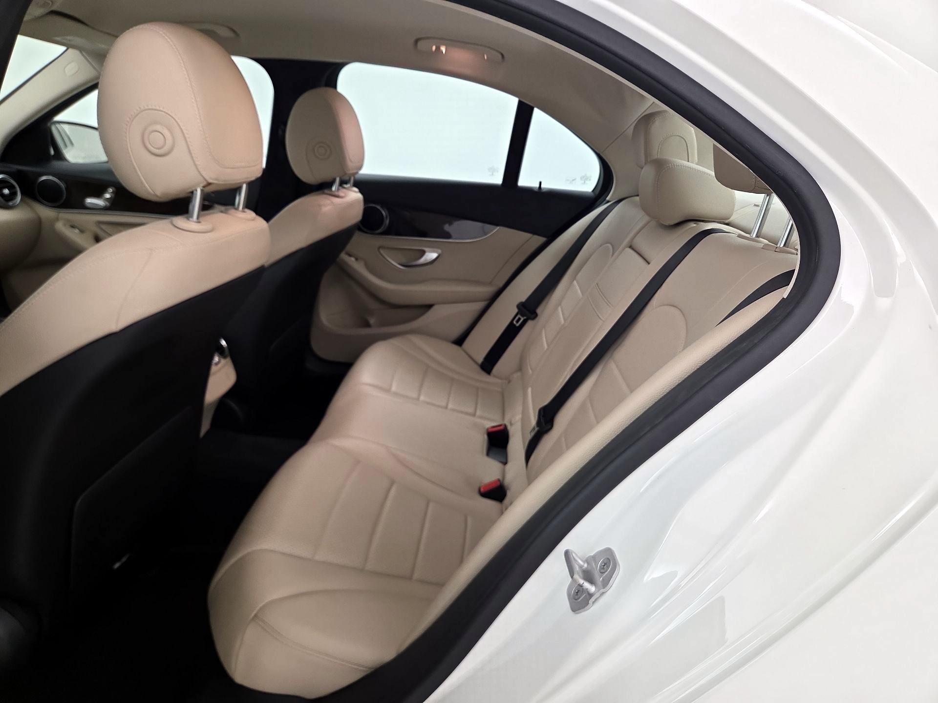 Thumbnail: 2016 Mercedes-Benz C-Class - 20