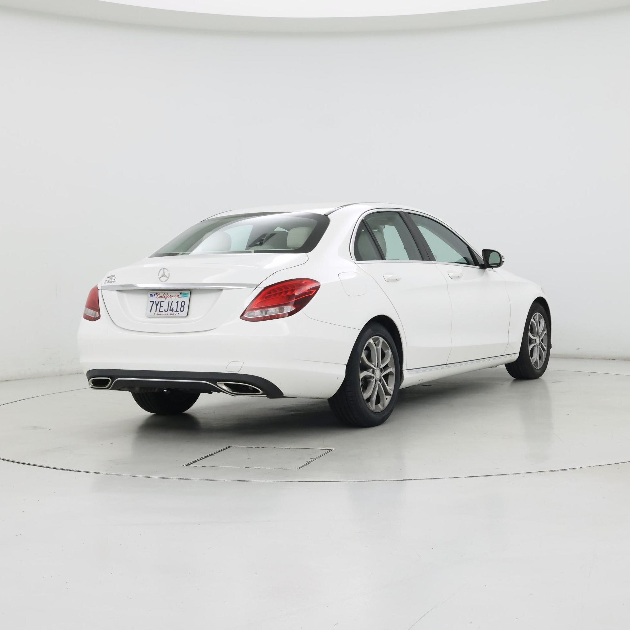 Thumbnail: 2016 Mercedes-Benz C-Class - 8