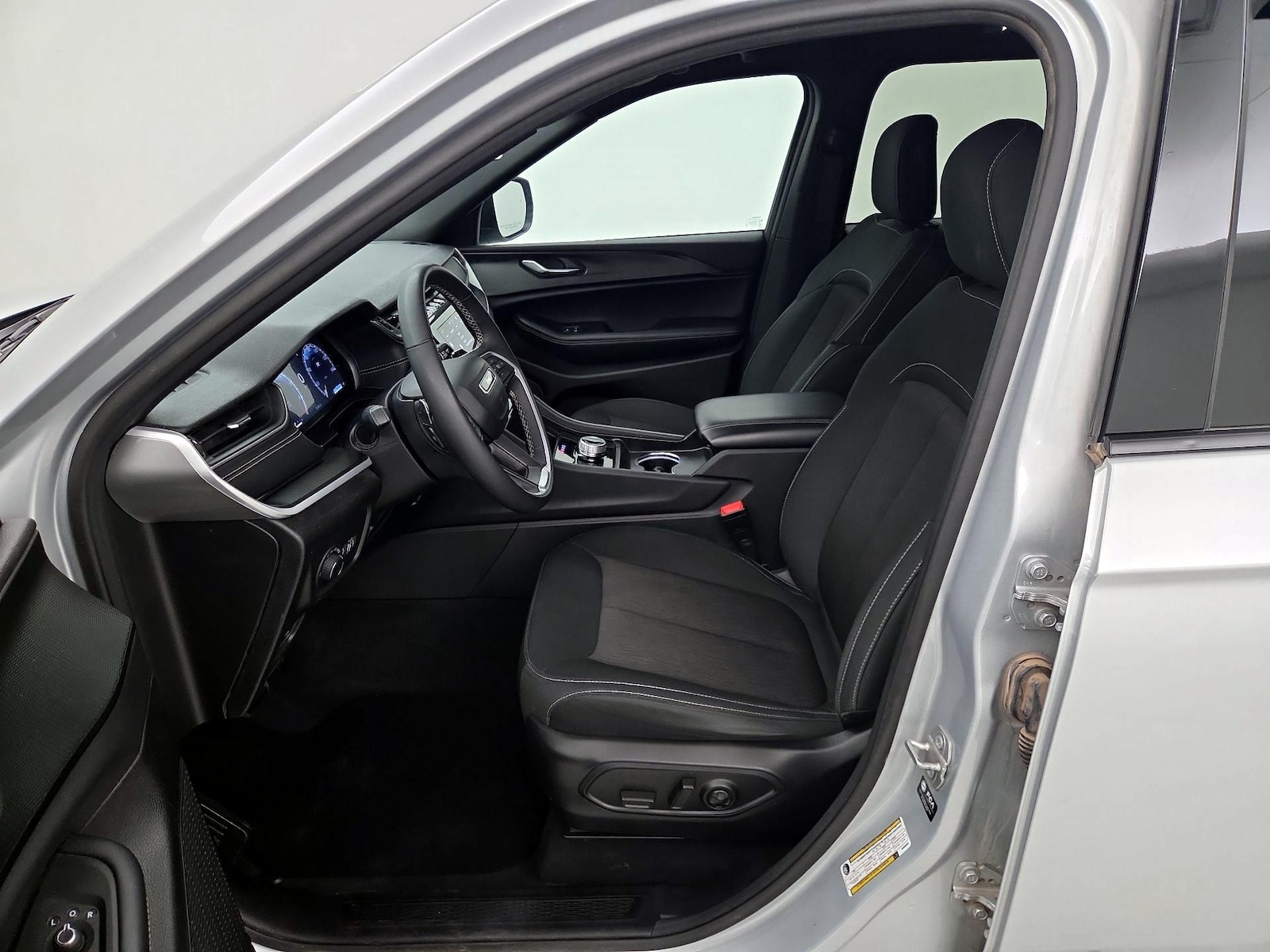 2025 Jeep Grand Cherokee L Laredo - Photo 12