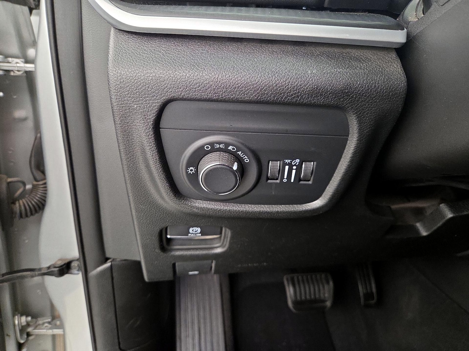 2025 Jeep Grand Cherokee L Laredo - Photo 14