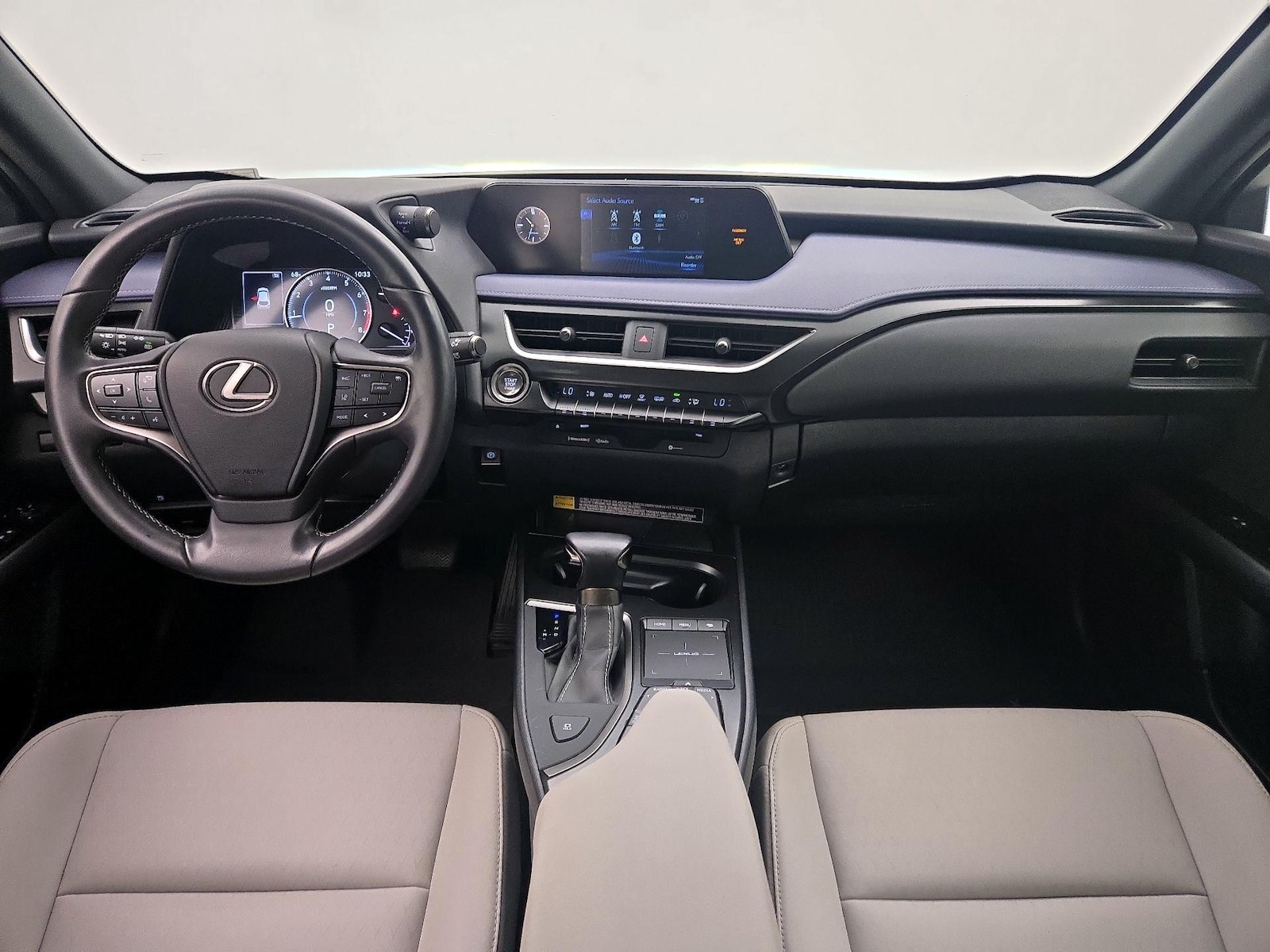 2021 Lexus UX 200 - Photo 10