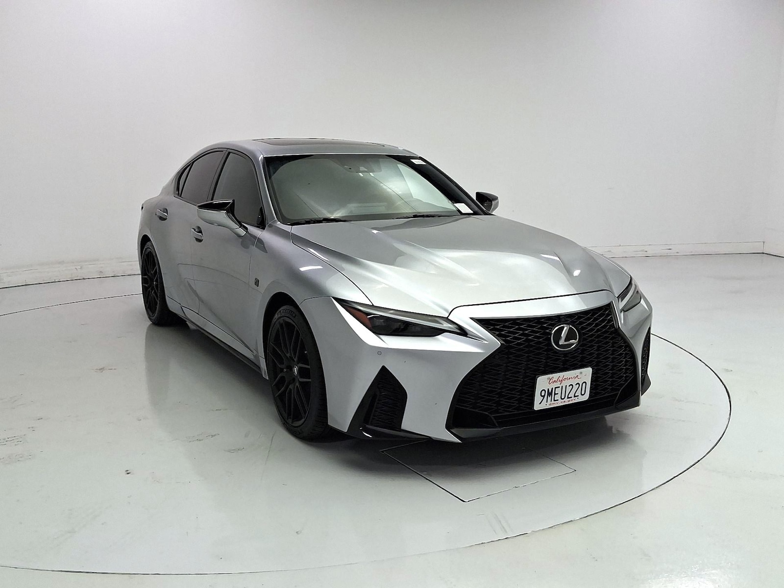 2023 Lexus IS