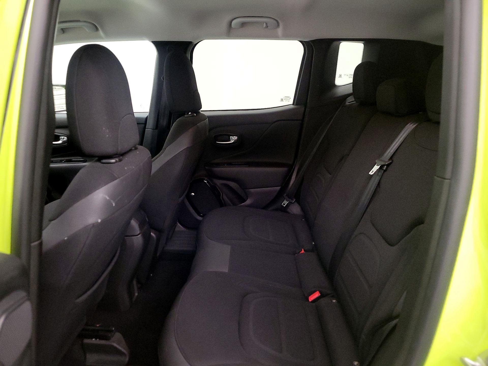 Thumbnail: 2017 Jeep Renegade - 19