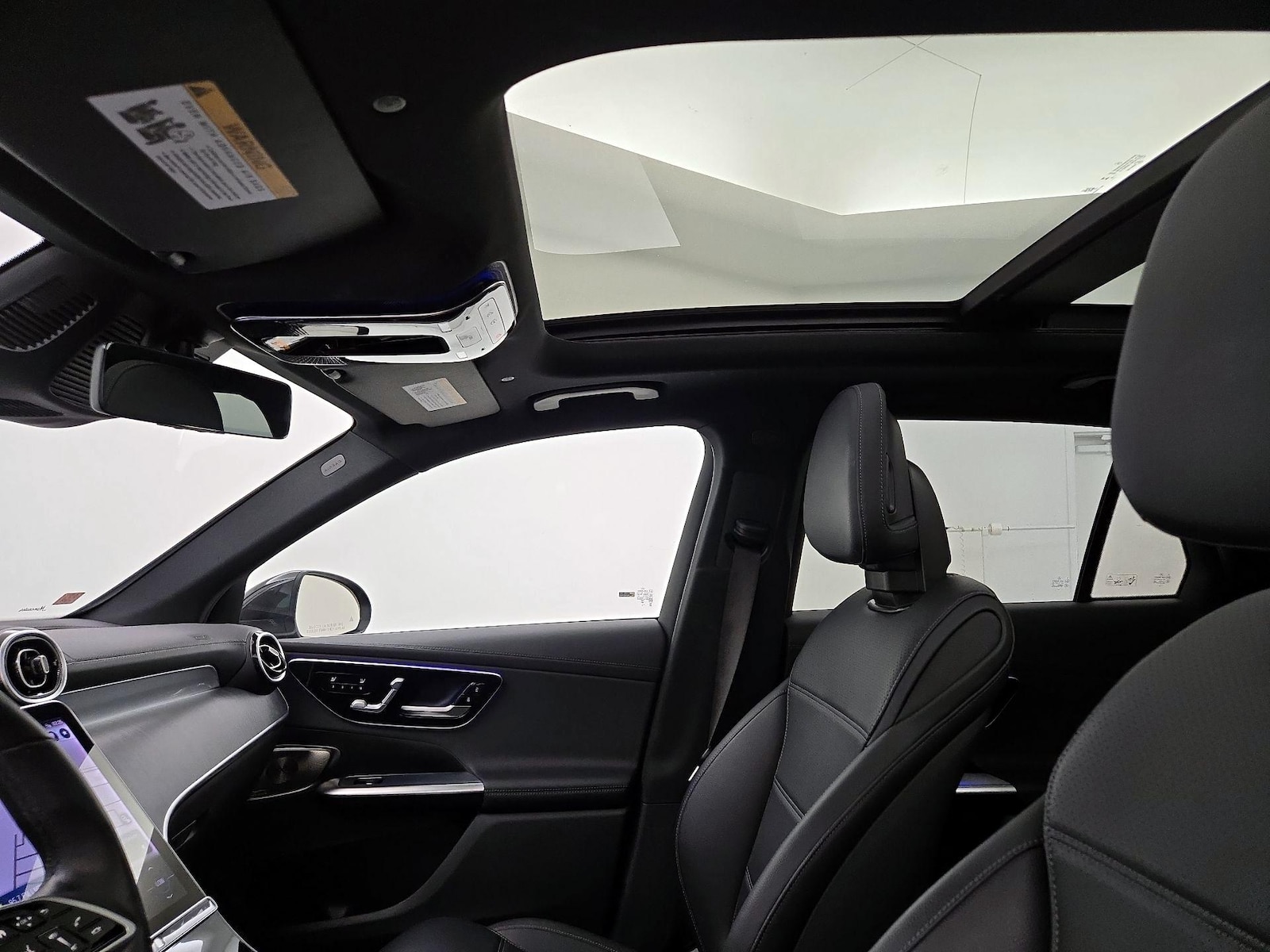 2024 Mercedes-Benz GLC GLC 300 - Photo 21