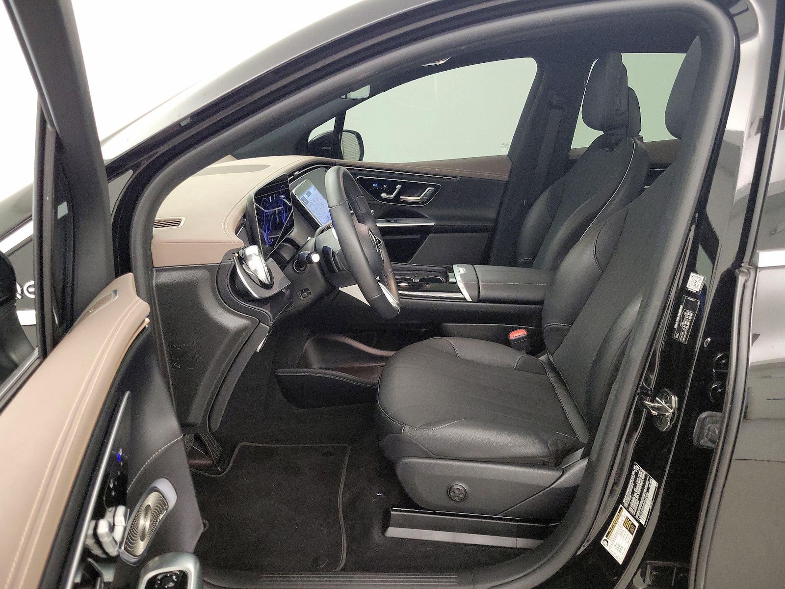 Power Seat(s) & A/C Seat(s)