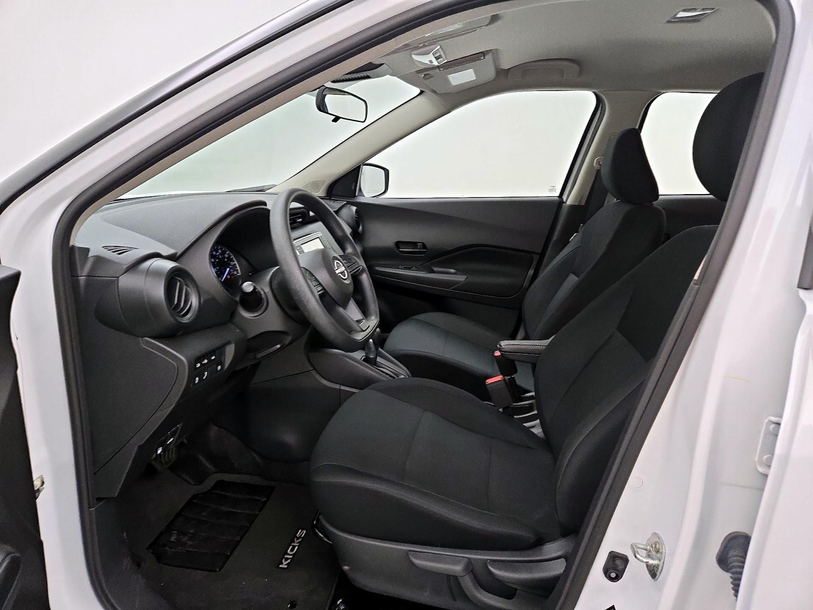 2024 Nissan Kicks S - Photo 12