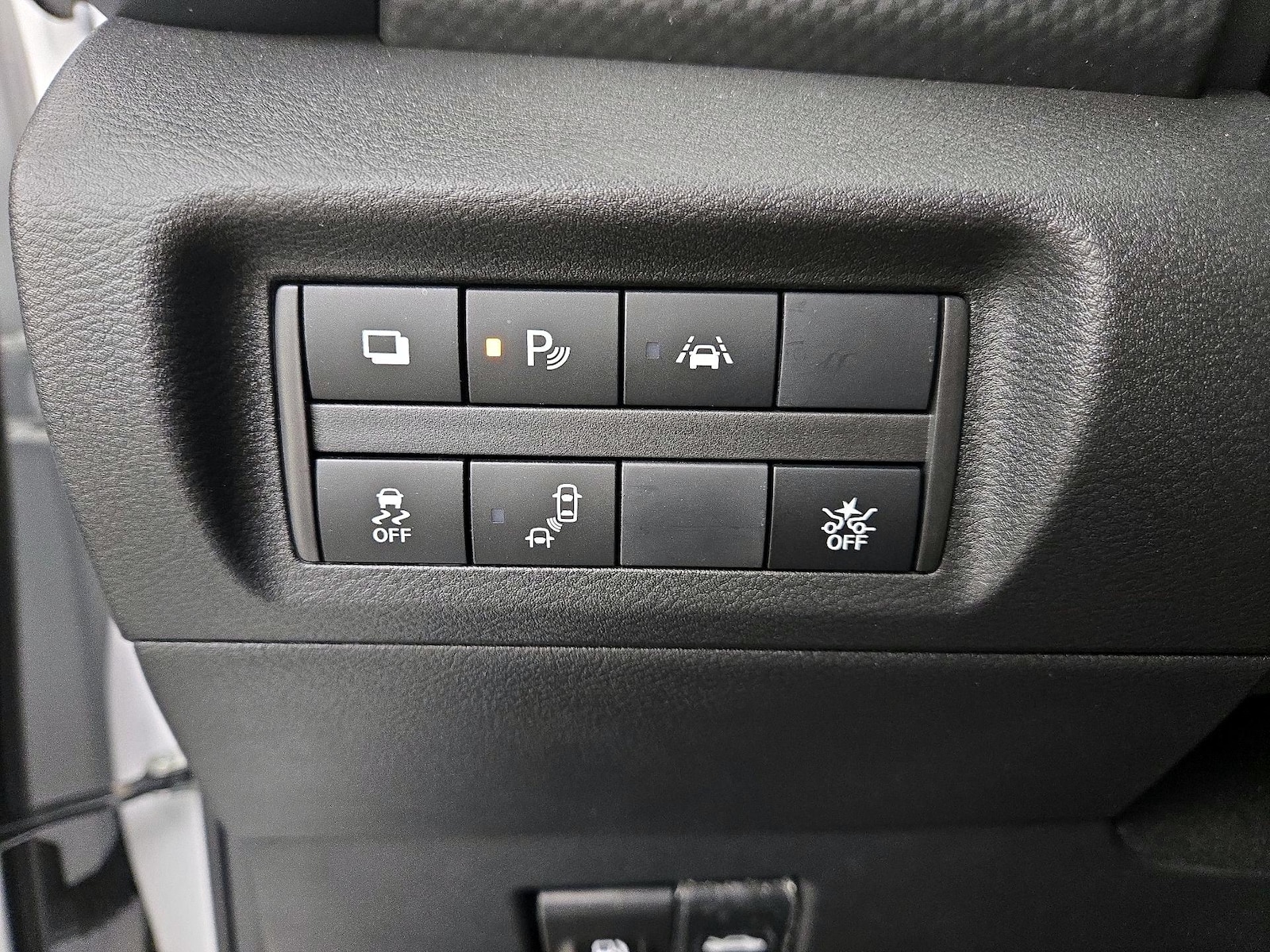 2024 Nissan Kicks S - Photo 14
