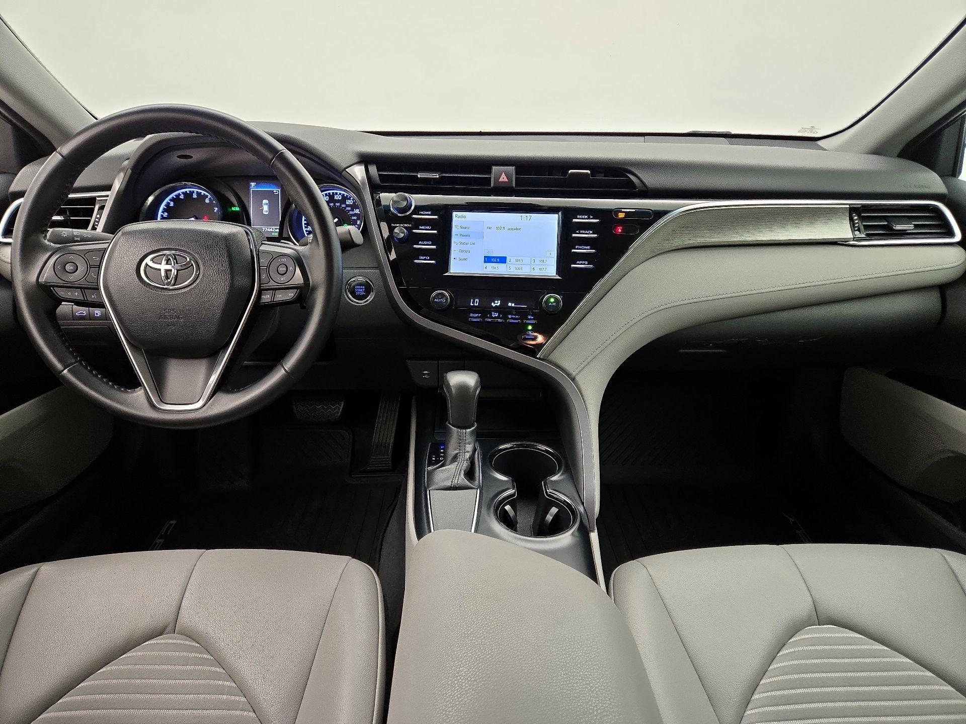 Thumbnail: 2018 Toyota Camry - 9