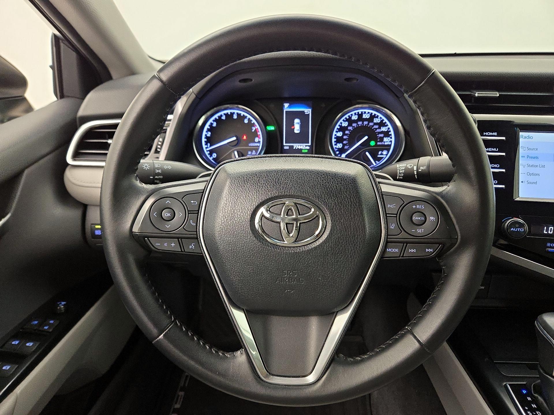 Thumbnail: 2018 Toyota Camry - 10