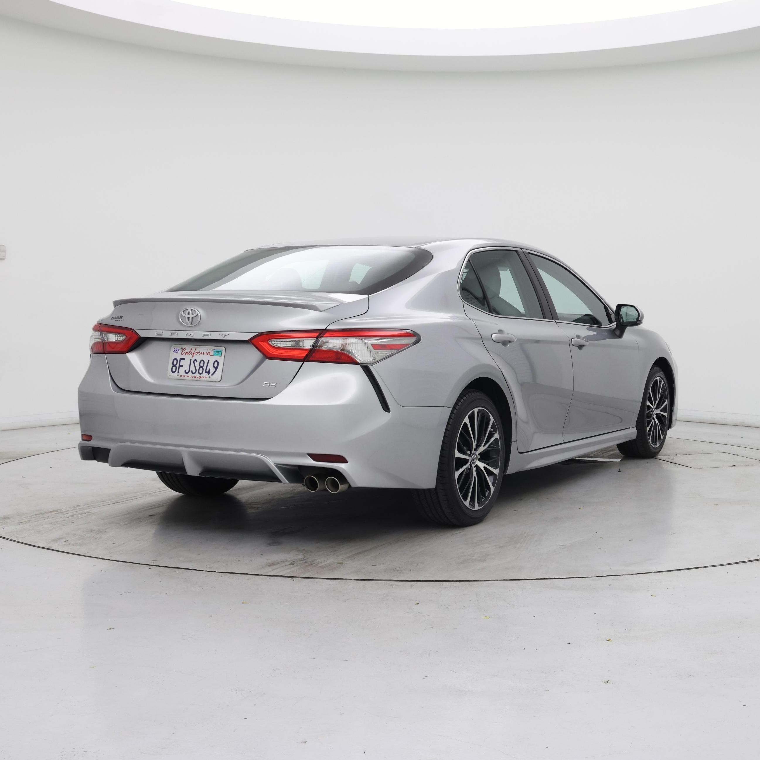 Thumbnail: 2018 Toyota Camry - 8