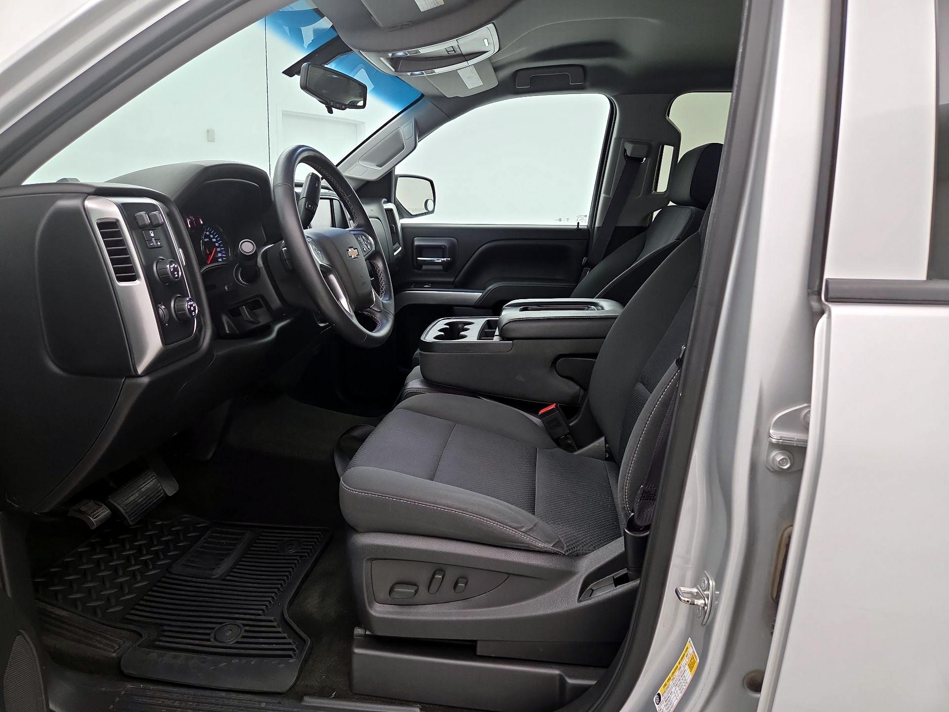 Thumbnail: 2017 Chevrolet Silverado 1500 - 11