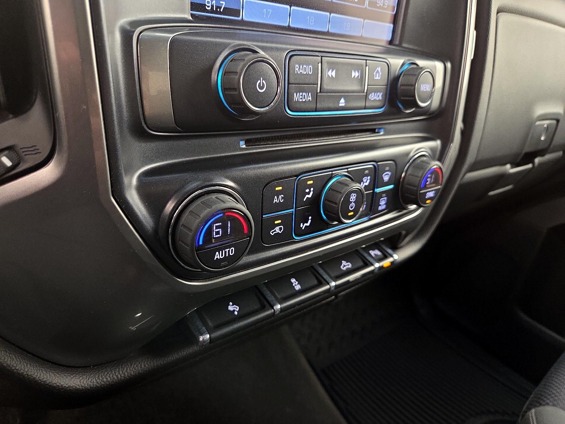 Thumbnail: 2017 Chevrolet Silverado 1500 - 16