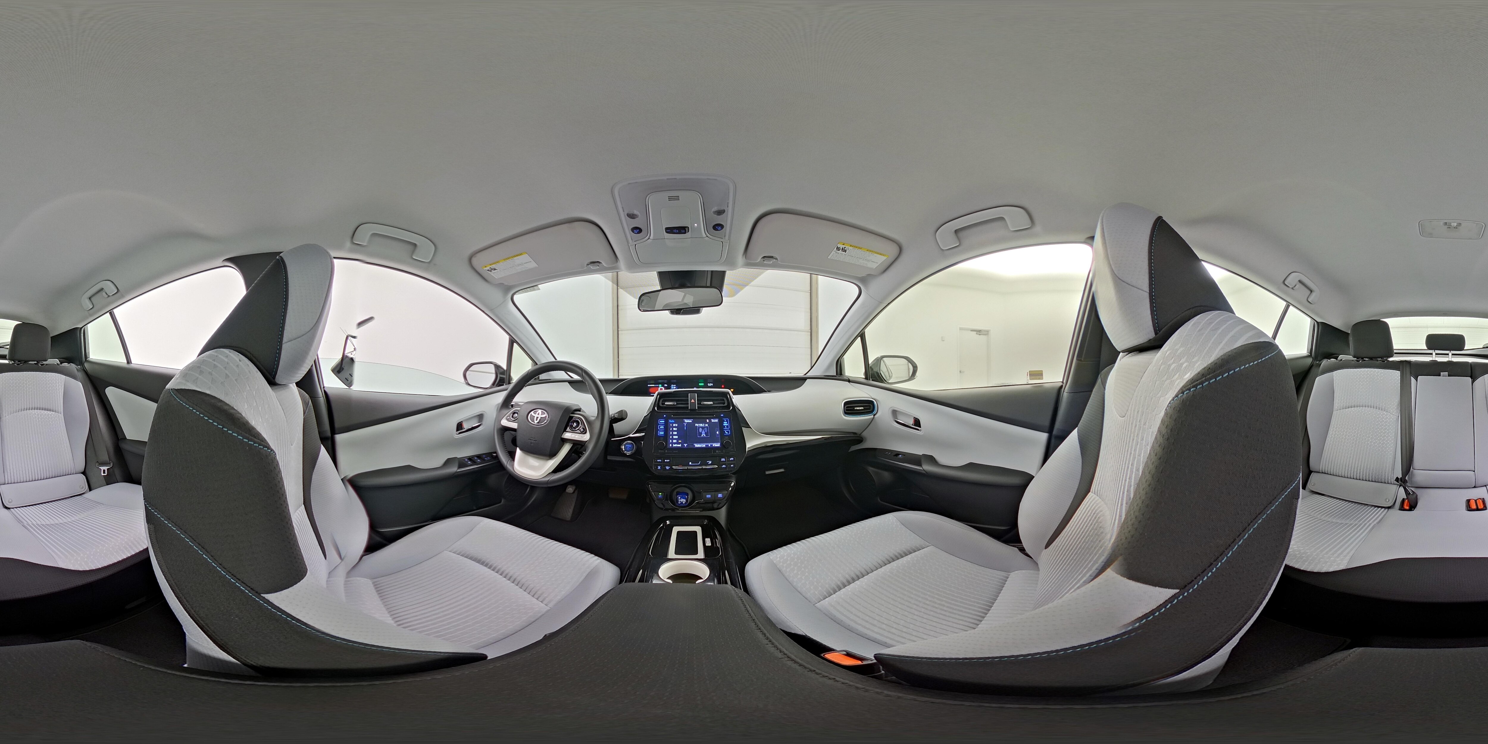 2017 Toyota Prius Three - Photo 23