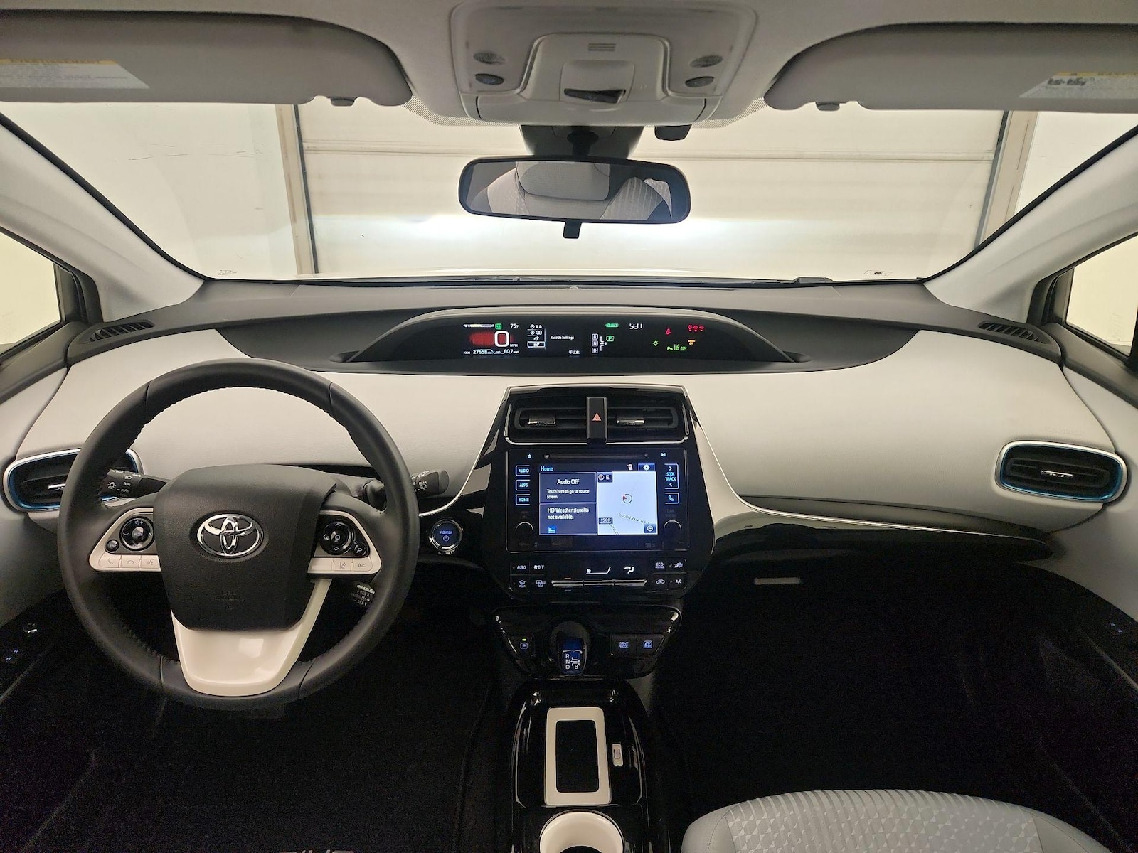 2017 Toyota Prius Three - Photo 10