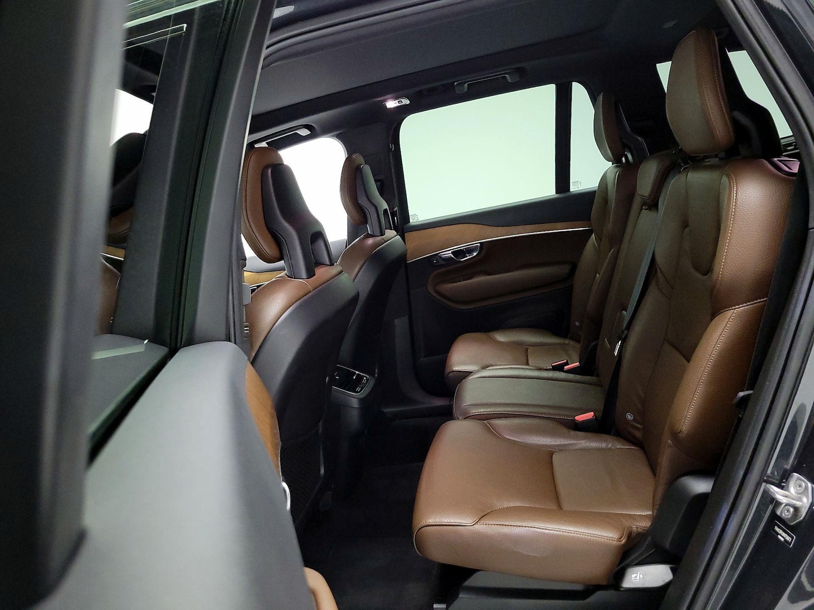 2021 Volvo XC90 Momentum - Photo 19