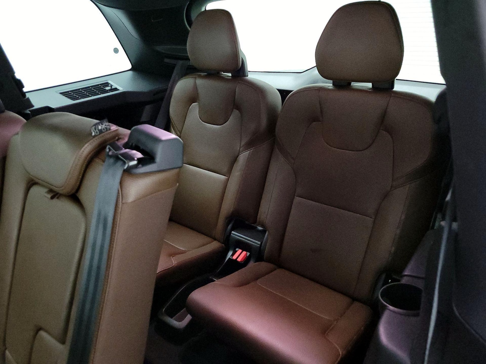 2021 Volvo XC90 Momentum - Photo 20