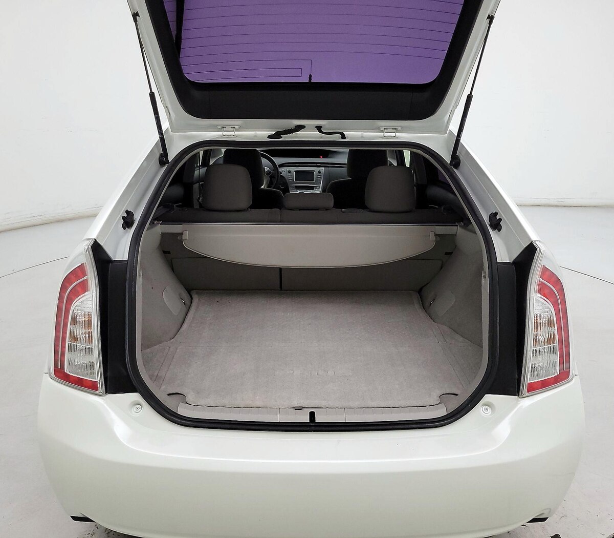 Trunk/Cargo (Seats Up)