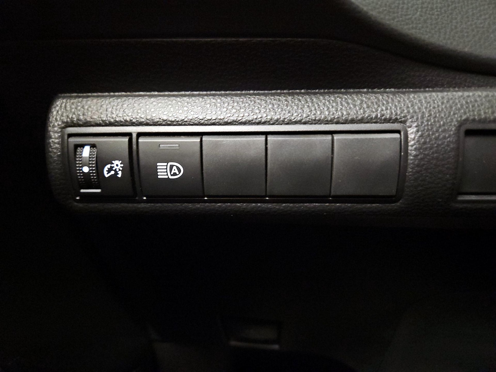 2023 Toyota Corolla LE - Photo 14