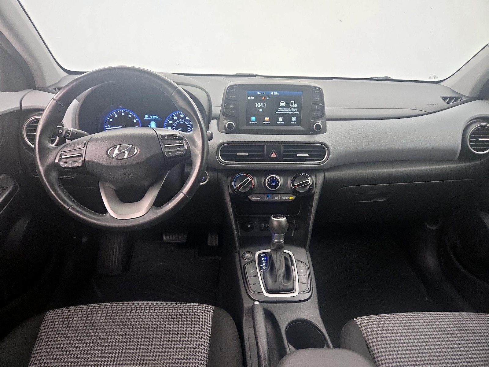 Apple CarPlay® & Android Auto™
