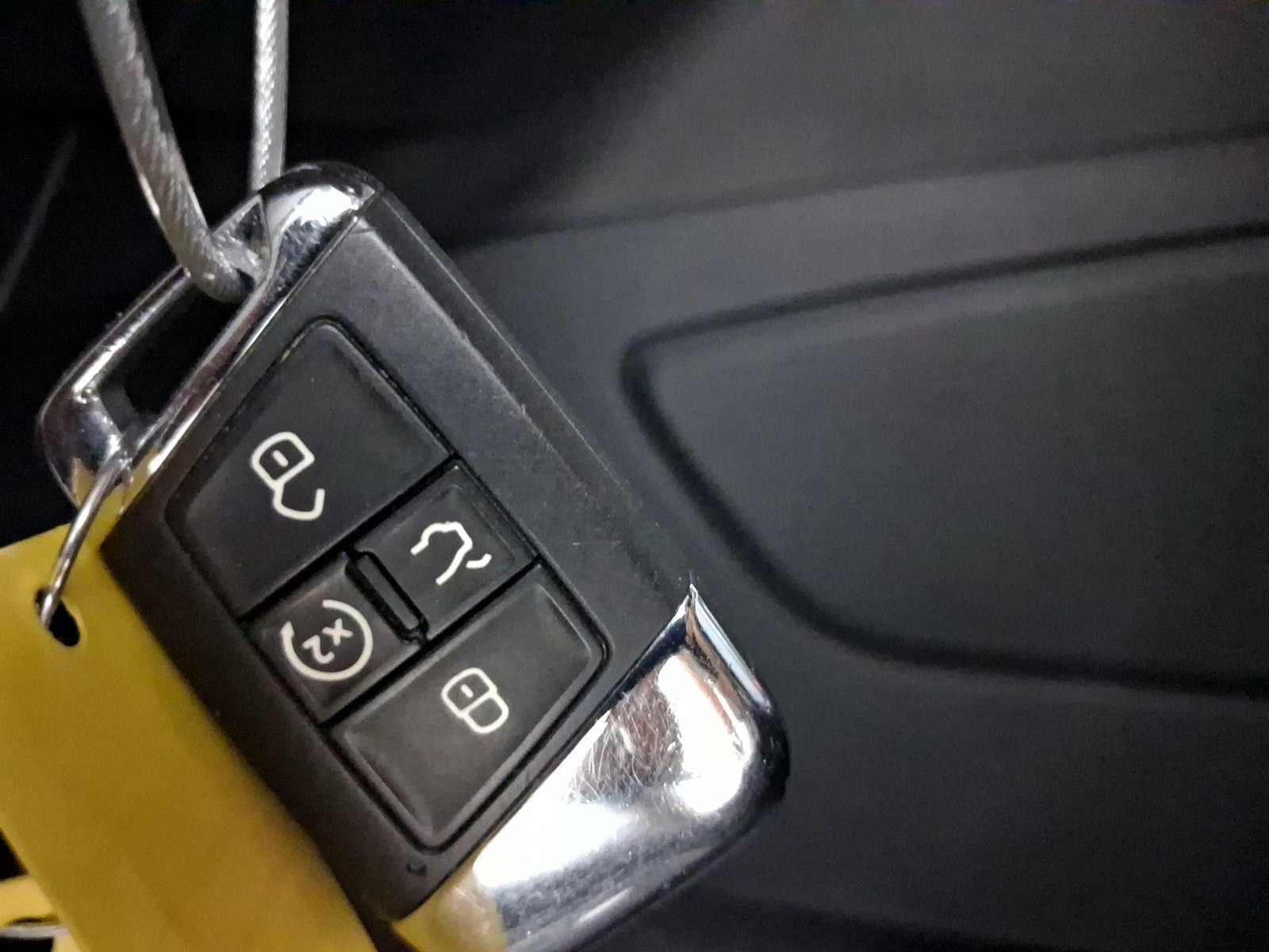 2022 Volkswagen Atlas SE w/Tech - Photo 19