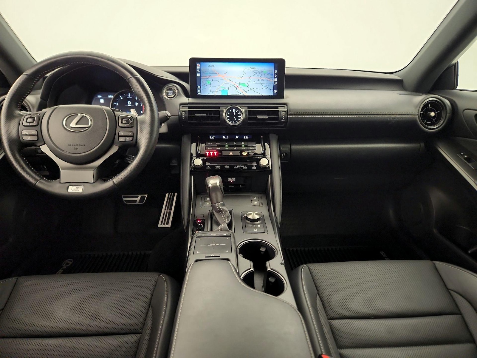 2024 Lexus IS 350 F SPORT - Photo 10