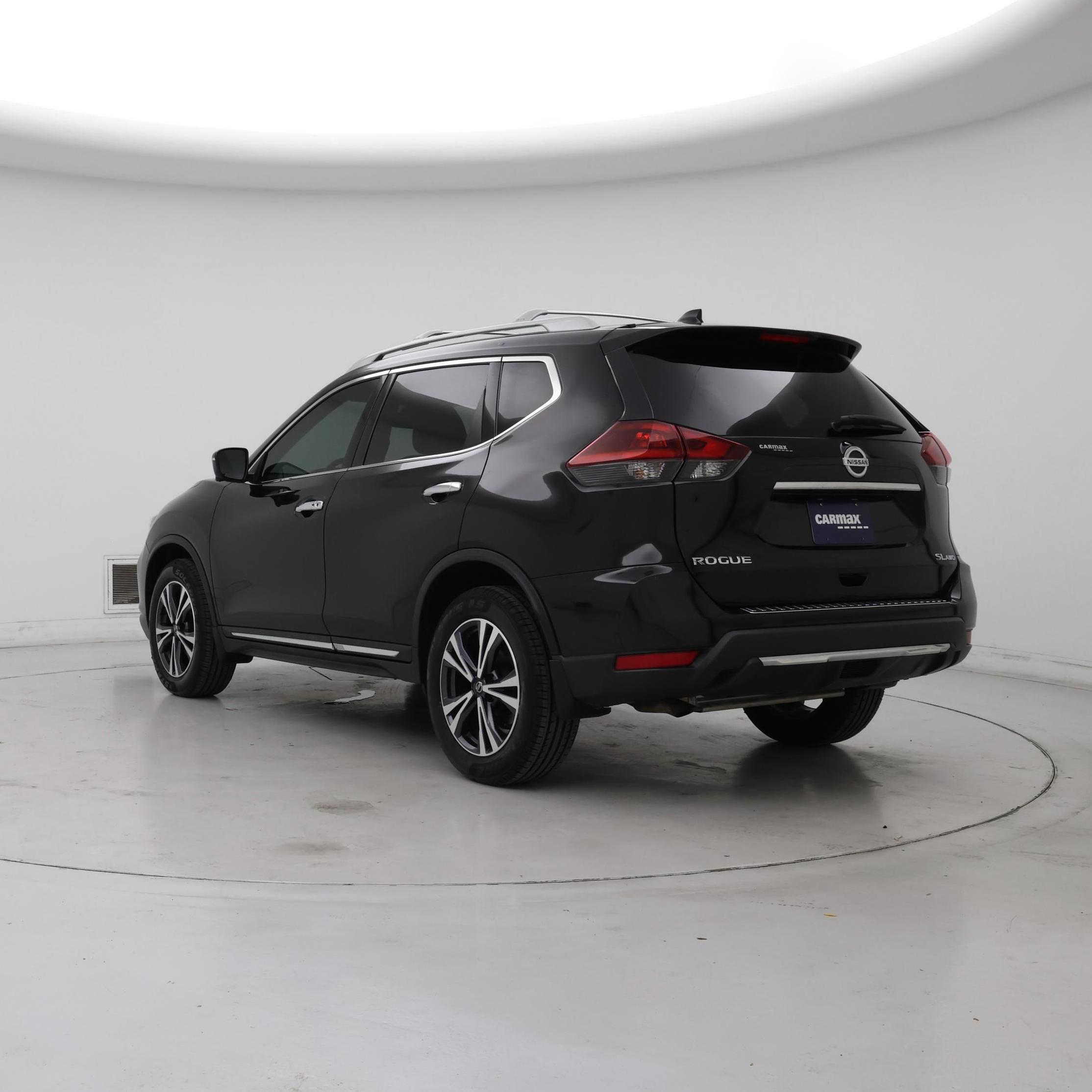 Thumbnail: 2018 Nissan Rogue - 2