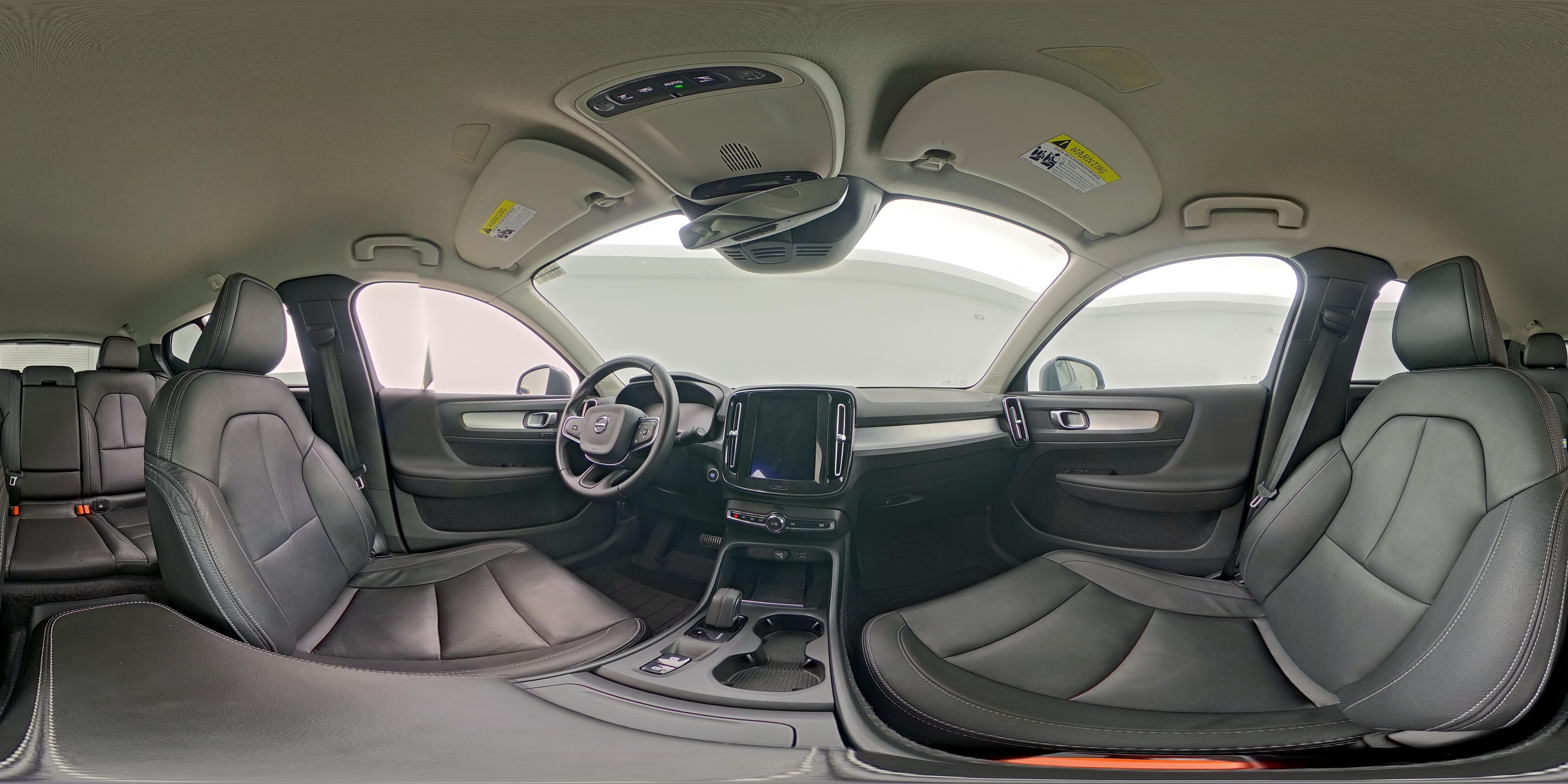 2020 Volvo XC40 Momentum - Photo 25