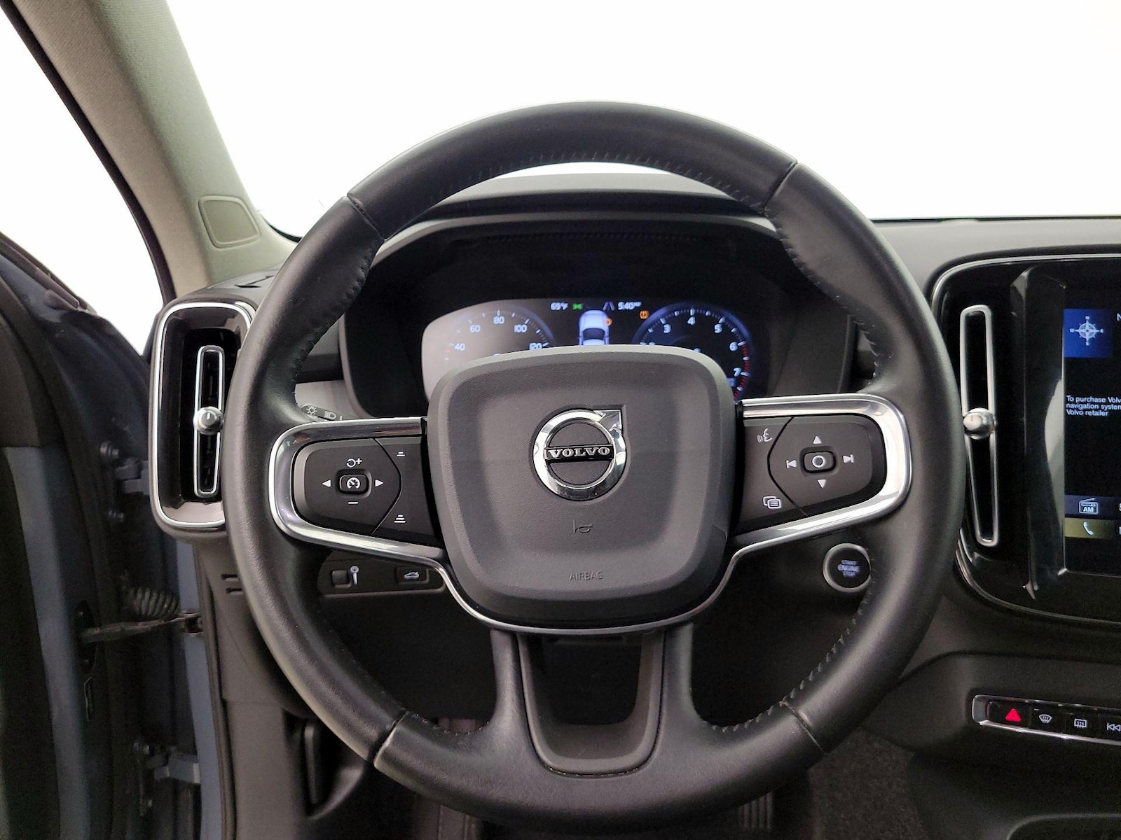 2020 Volvo XC40 Momentum - Photo 11