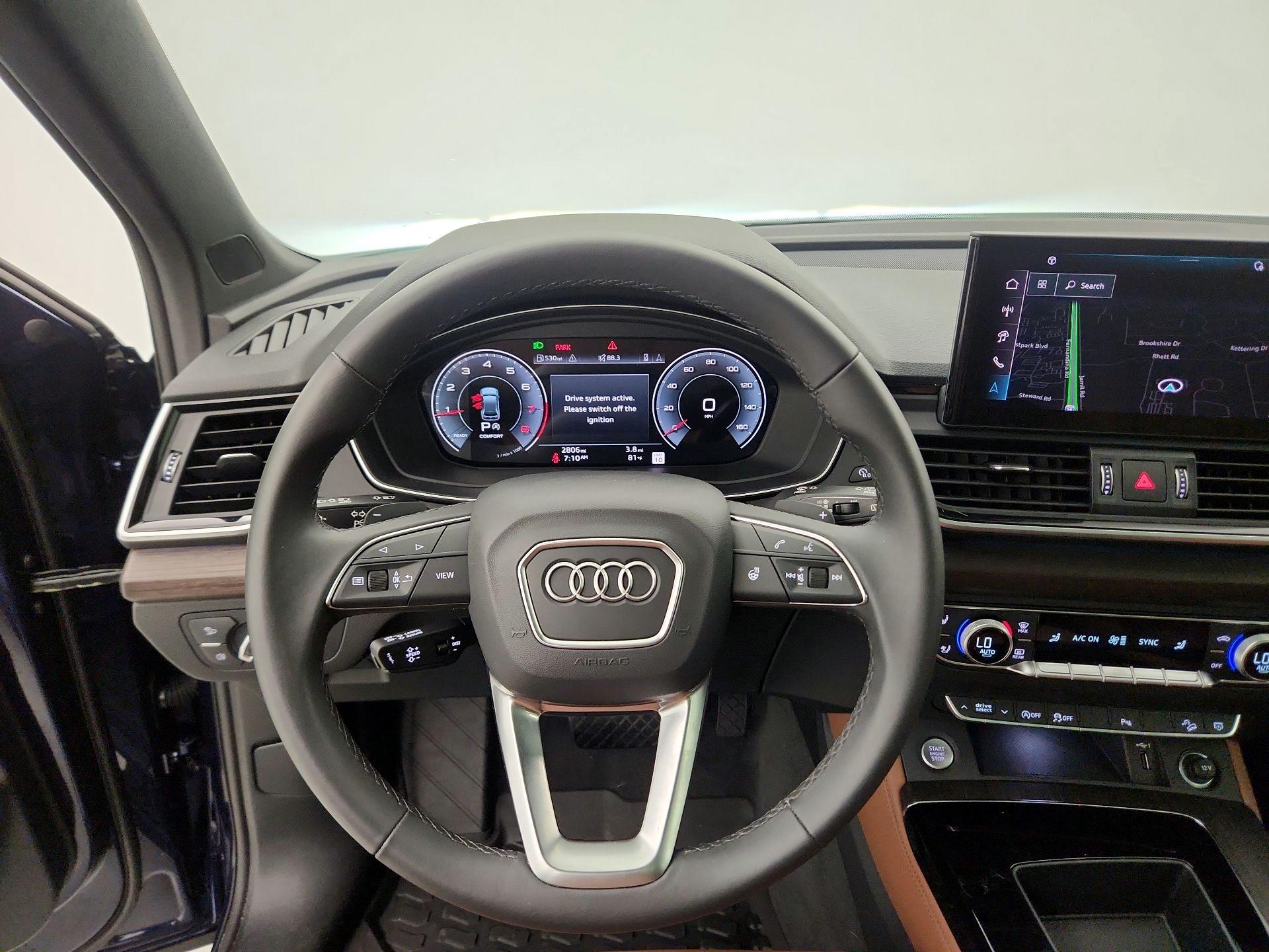 Thumbnail: 2025 Audi Q5 - 10