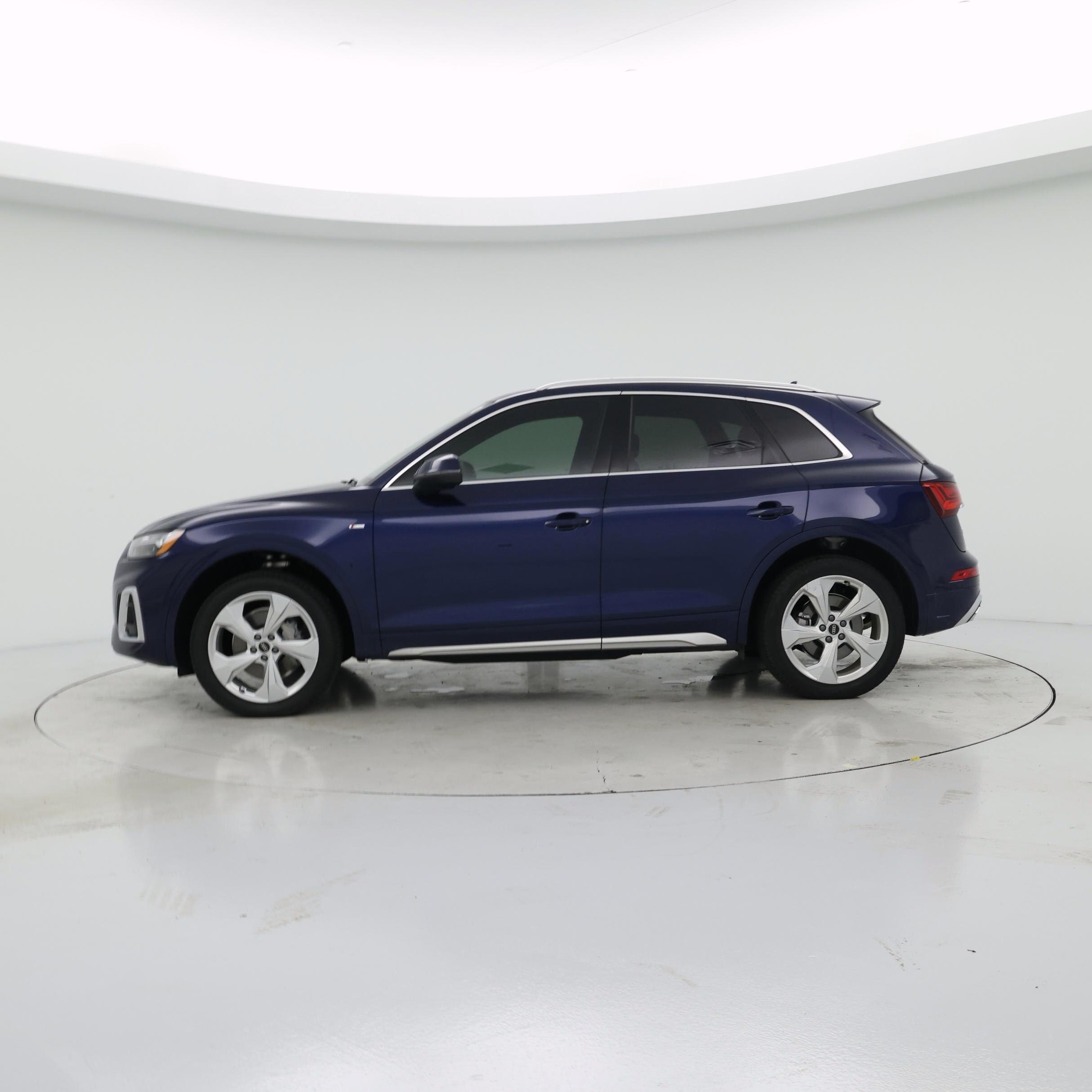 Thumbnail: 2025 Audi Q5 - 3