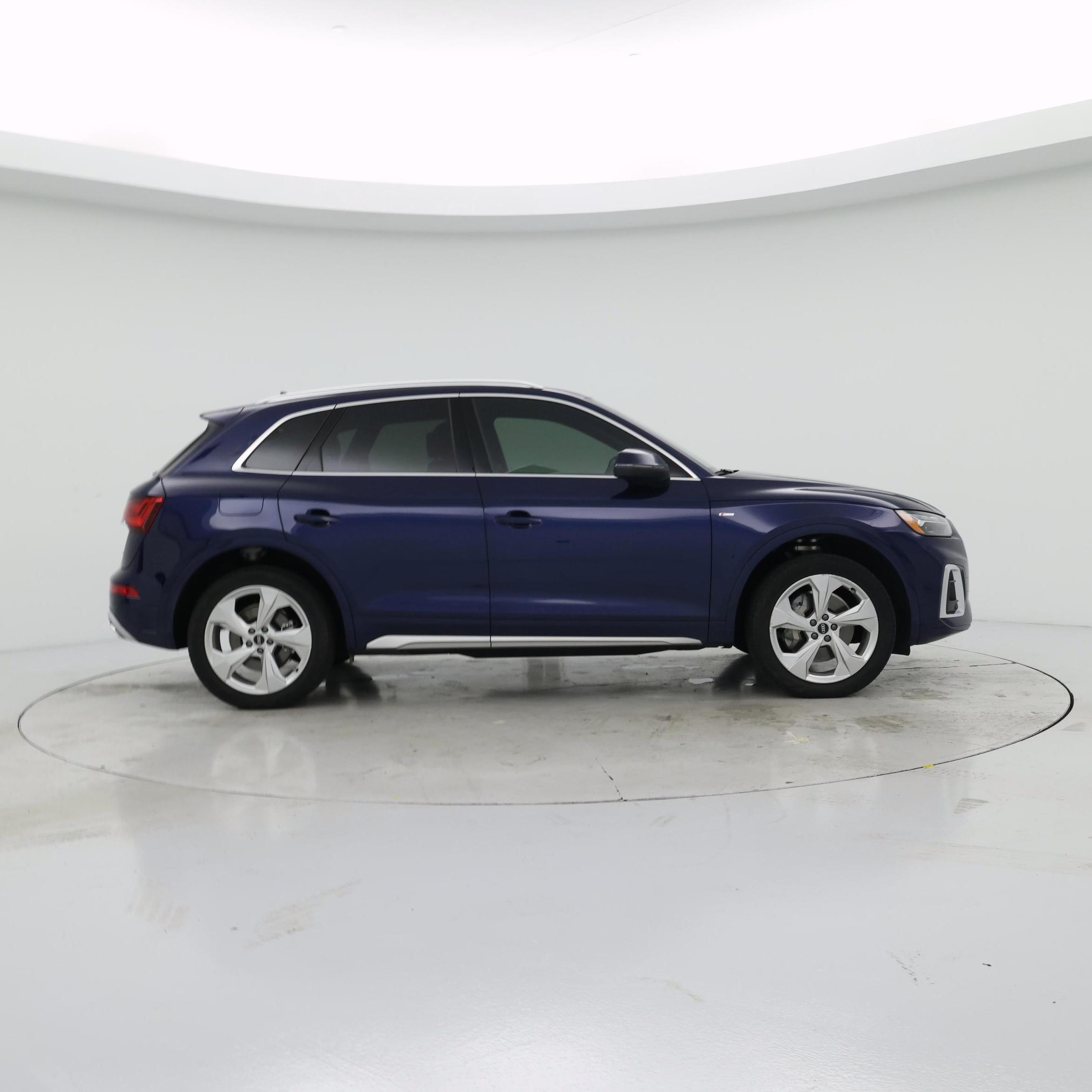 Thumbnail: 2025 Audi Q5 - 7