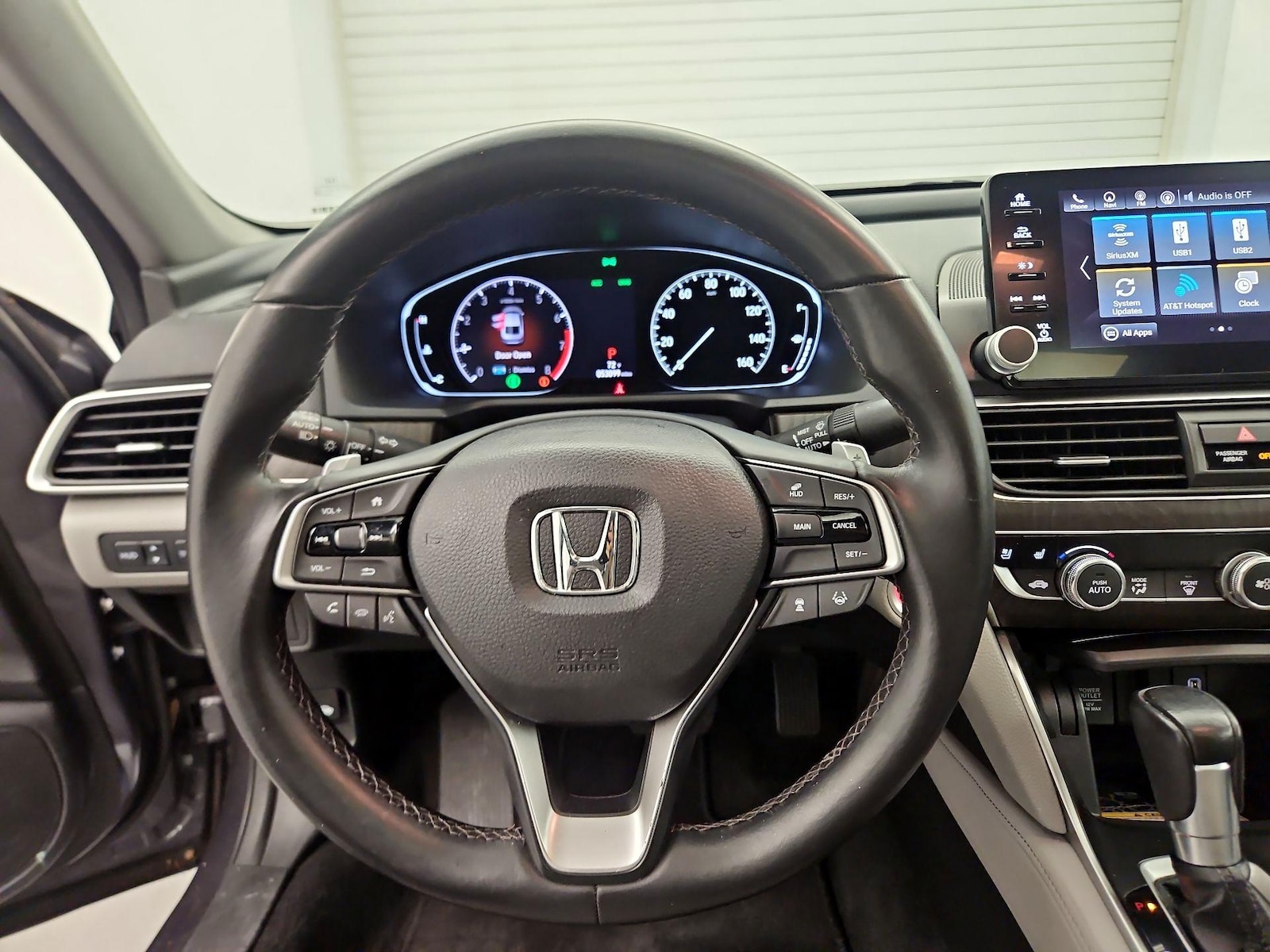 2018 Honda Accord Touring - Photo 11